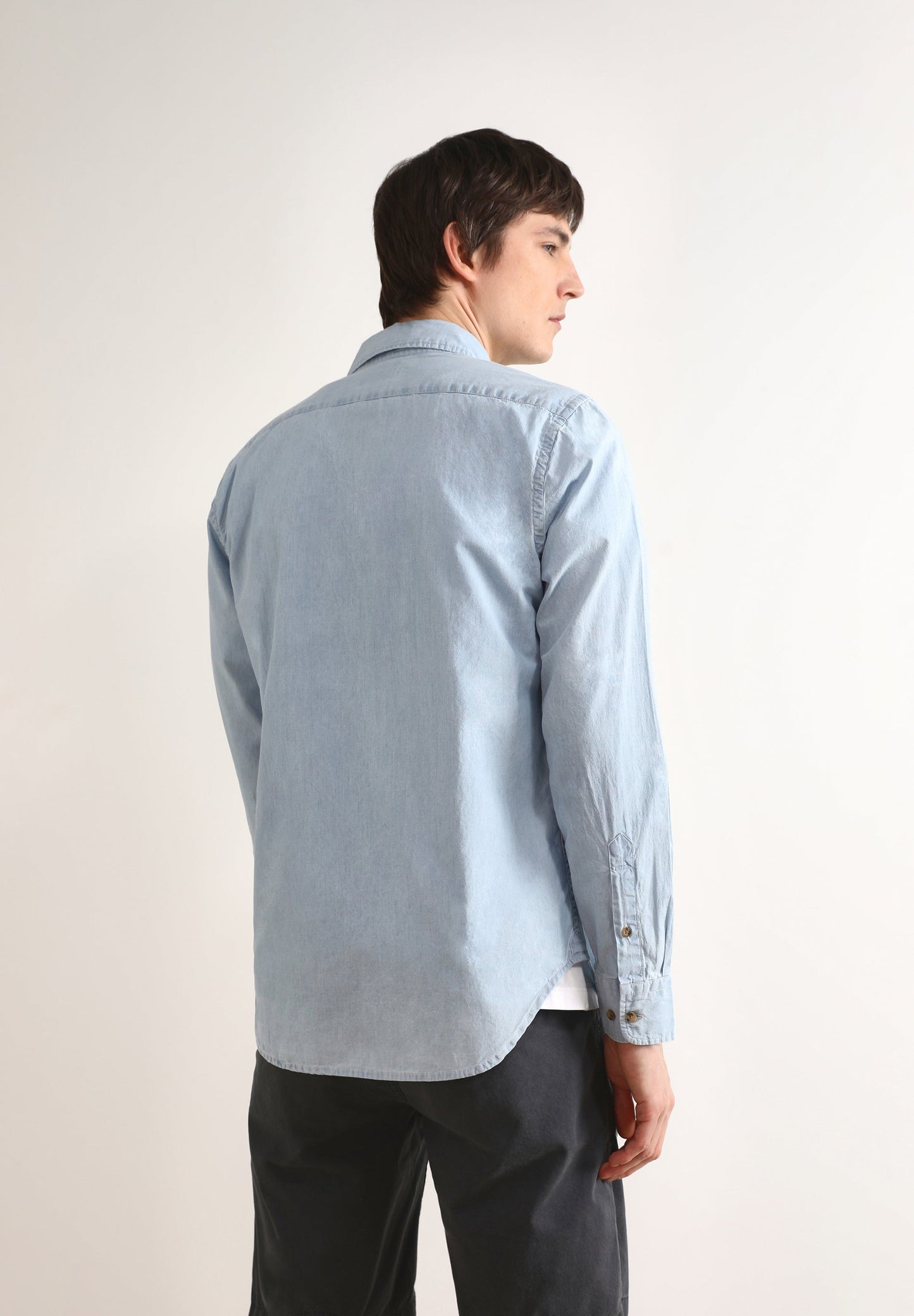 CONTRAST DENIM SHIRT WITH BUTTONS