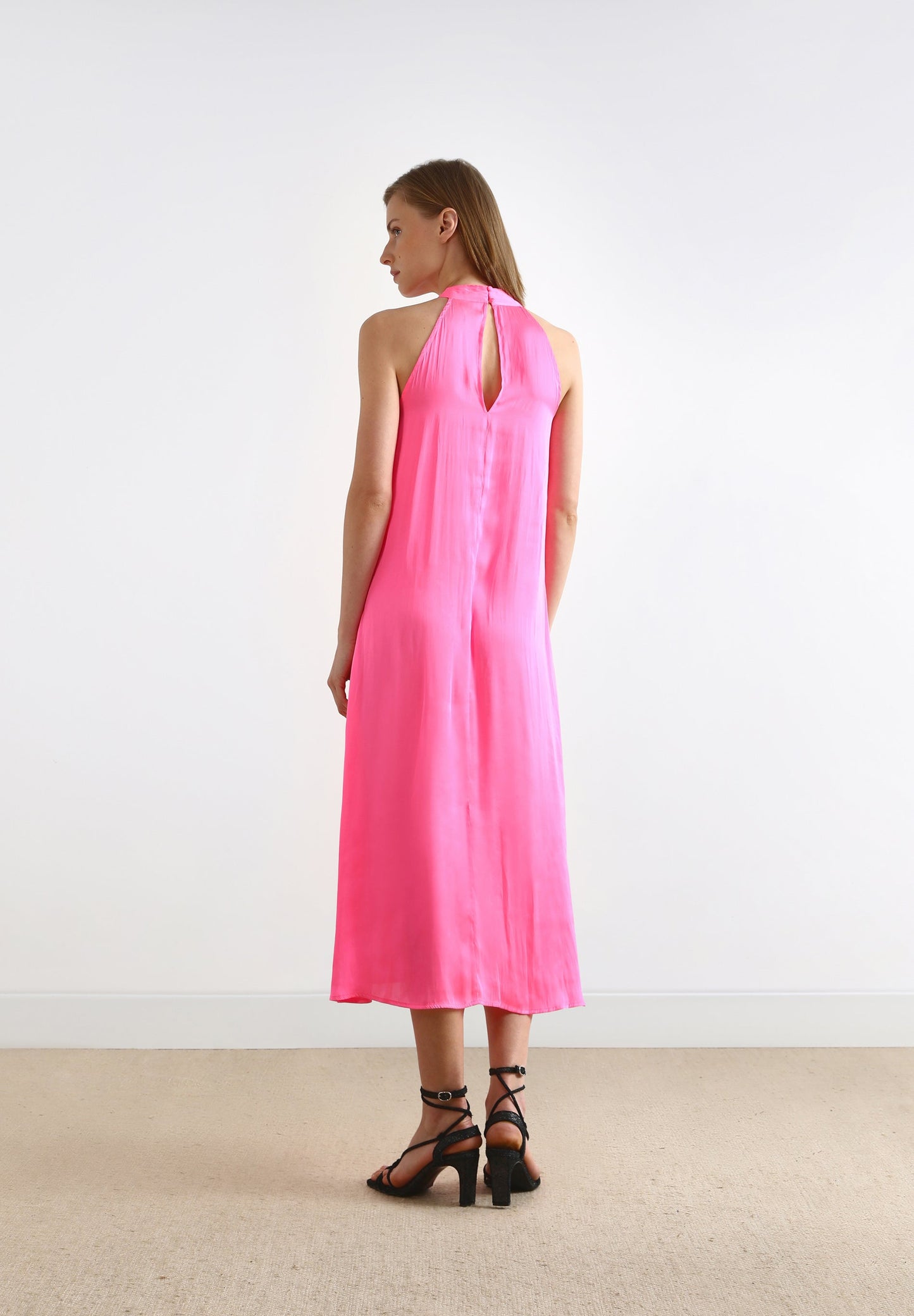 HALTERNECK MIDI DRESS