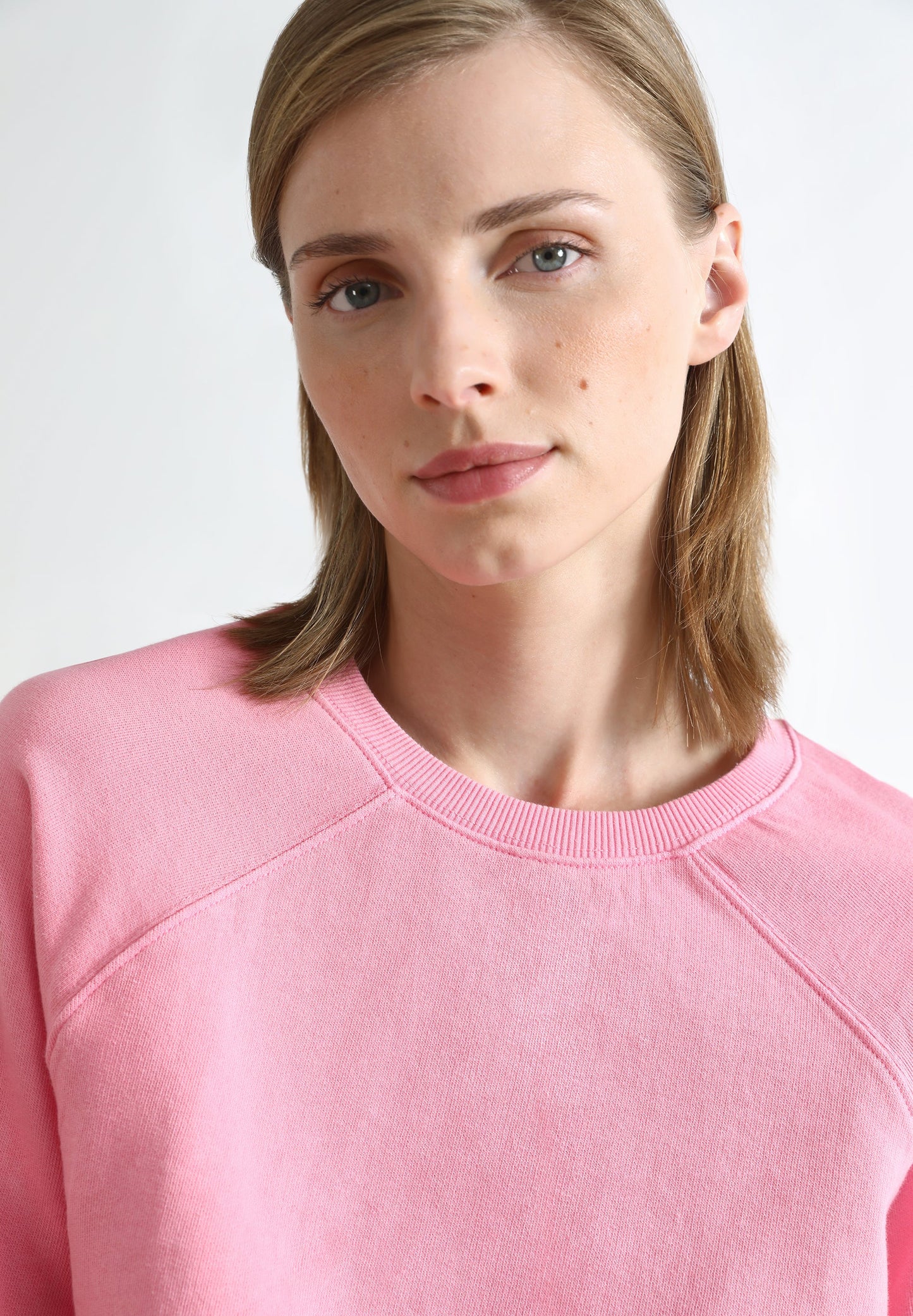 RANGLAN SLEEVE FADED SWEATSHIRT