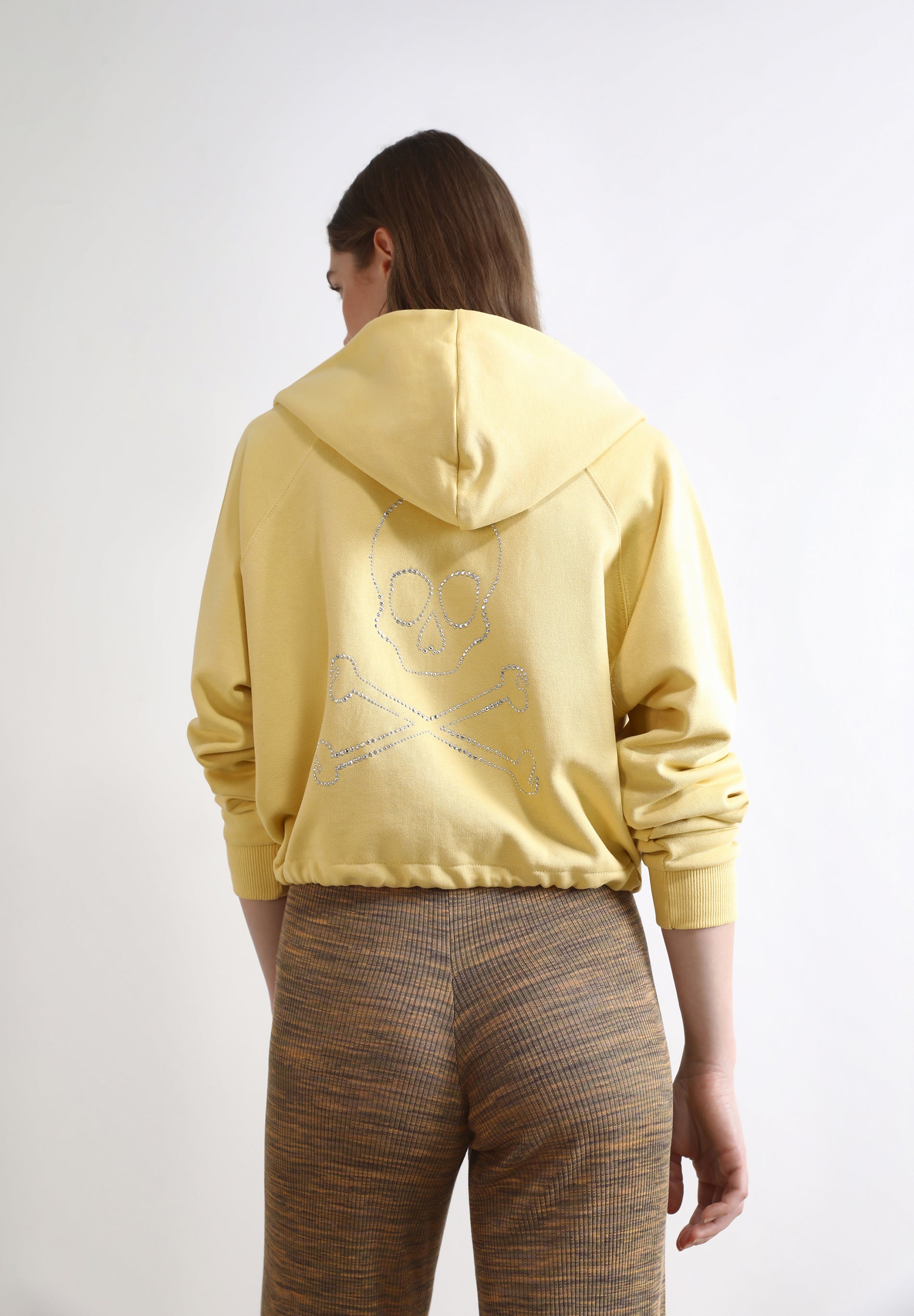 SWEATSHIRT WITH ZIP AND STUDS