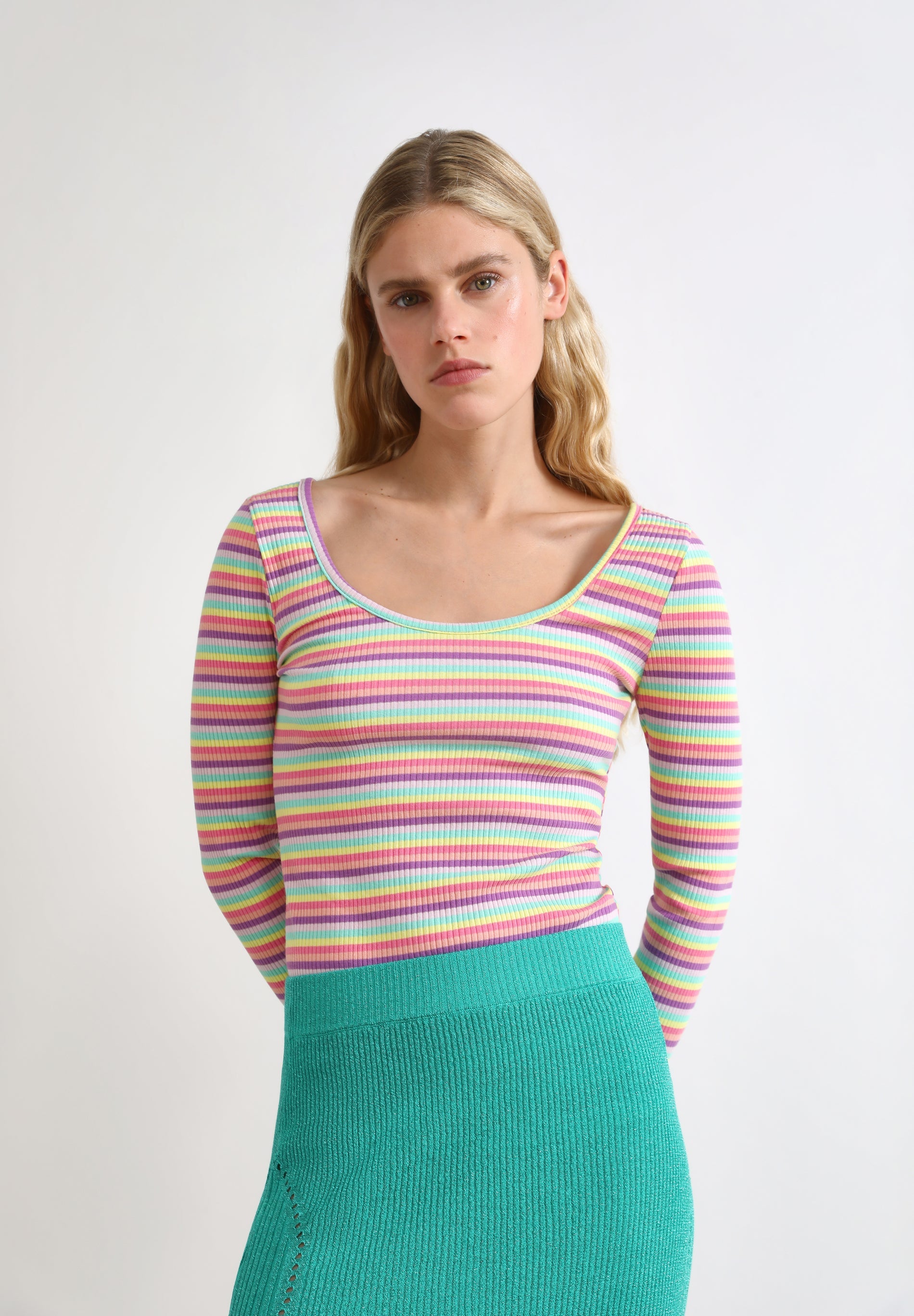 MULTICOLOURED STRIPED T-SHIRT
