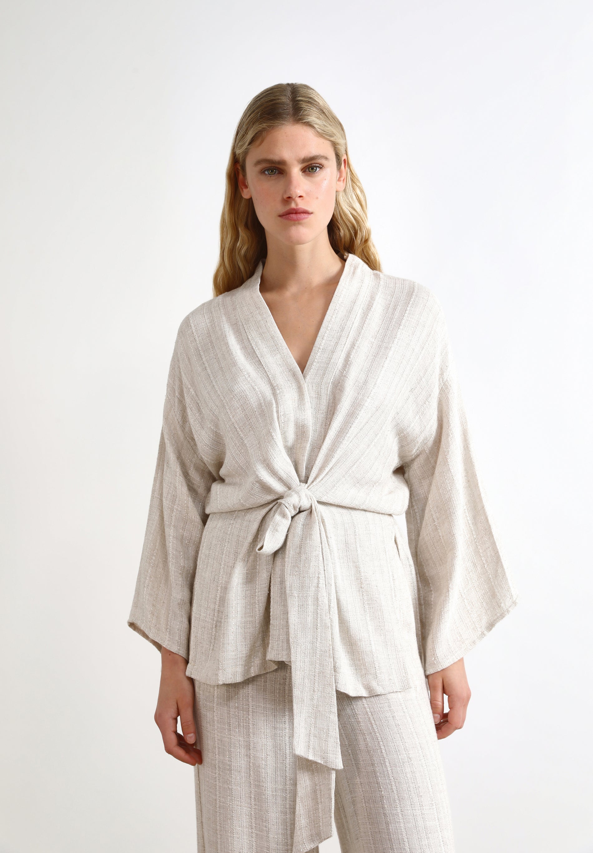 KIMONO WITH METALLIC DETAILS