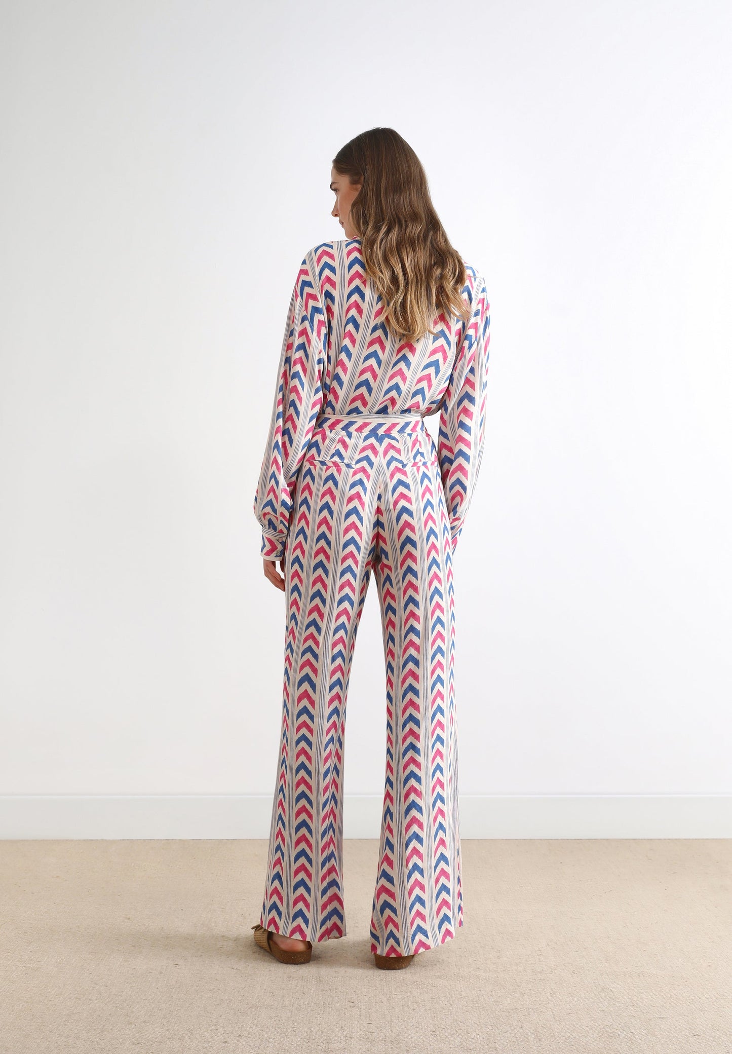 PRINTED FLARED TROUSERS