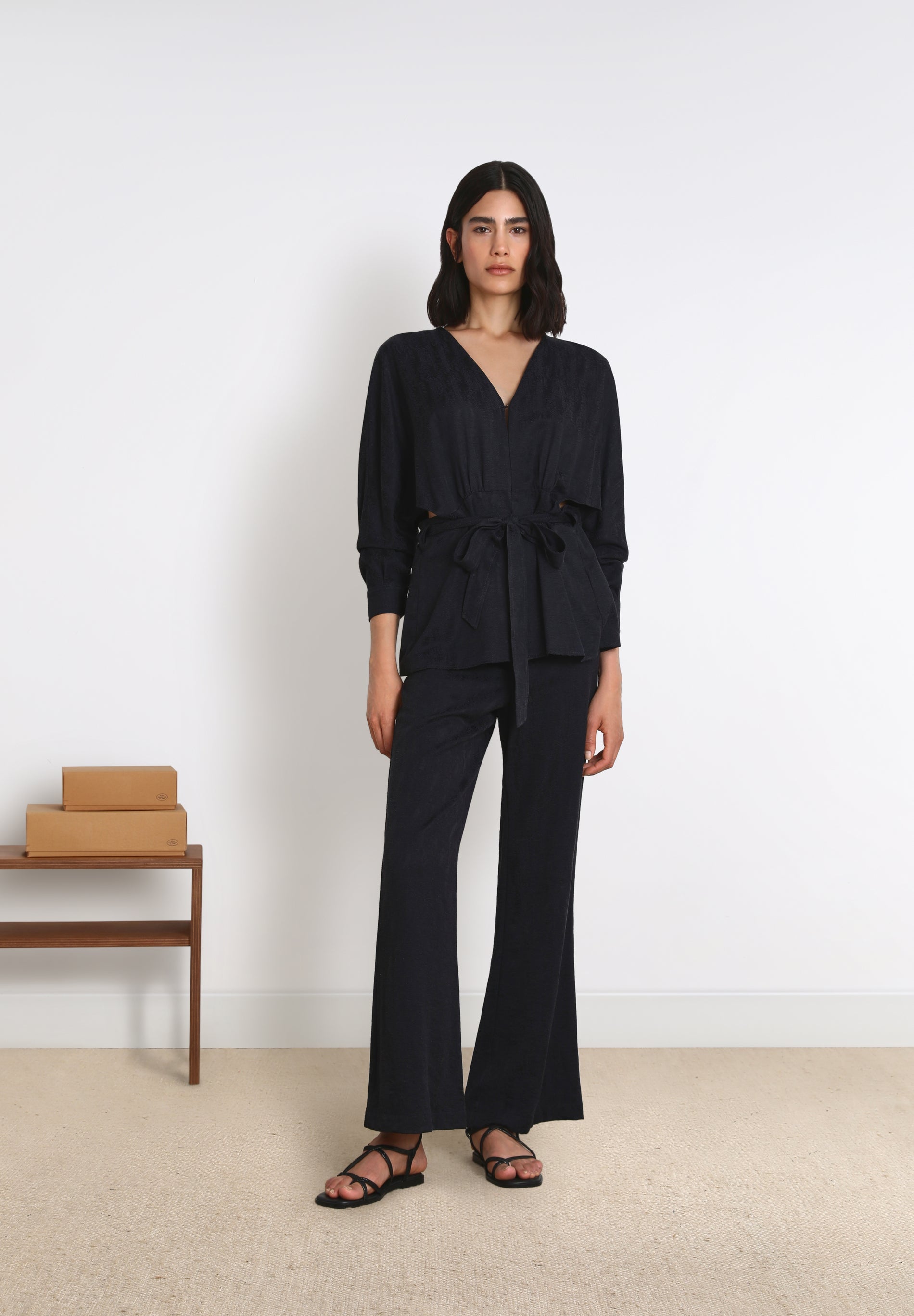 FLOWING KAFTAN WITH SLITS