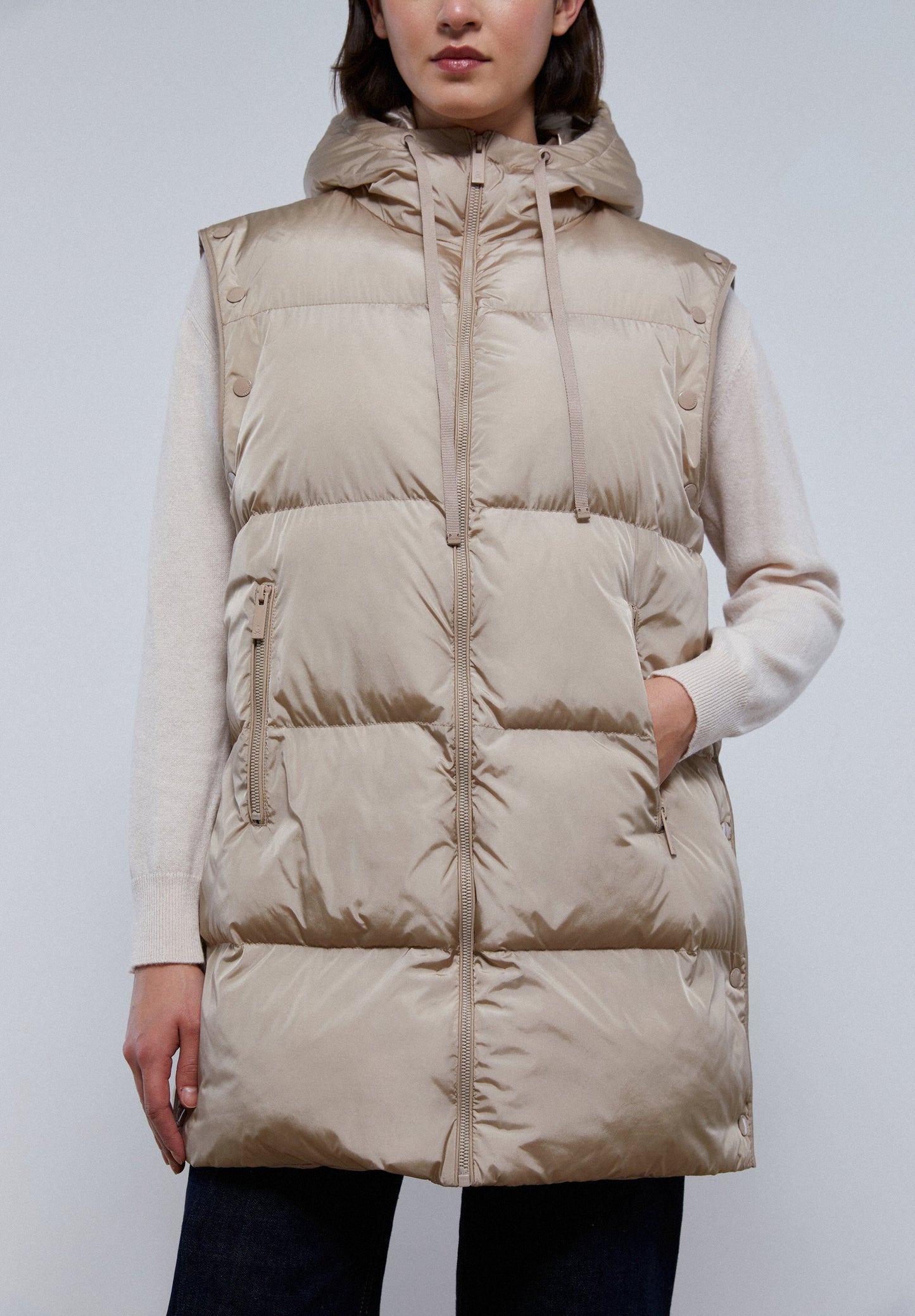 LONG PARKA WITH DETACHABLE SLEEVES