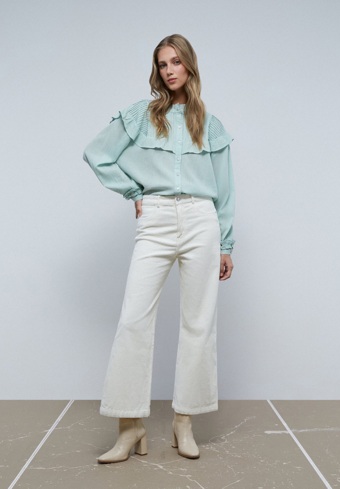 GINGHAM RUFFLED YOKE