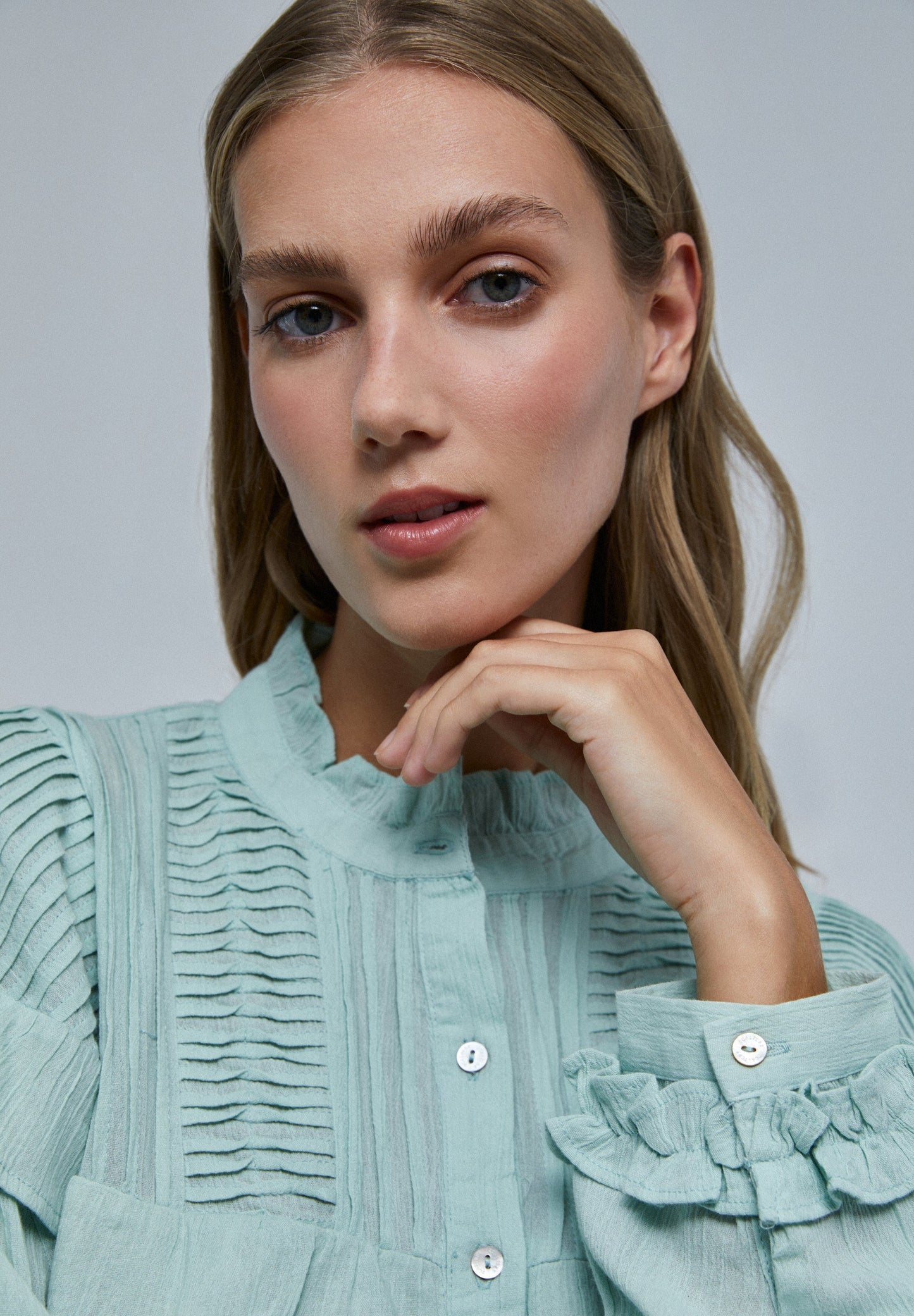 GINGHAM RUFFLED YOKE