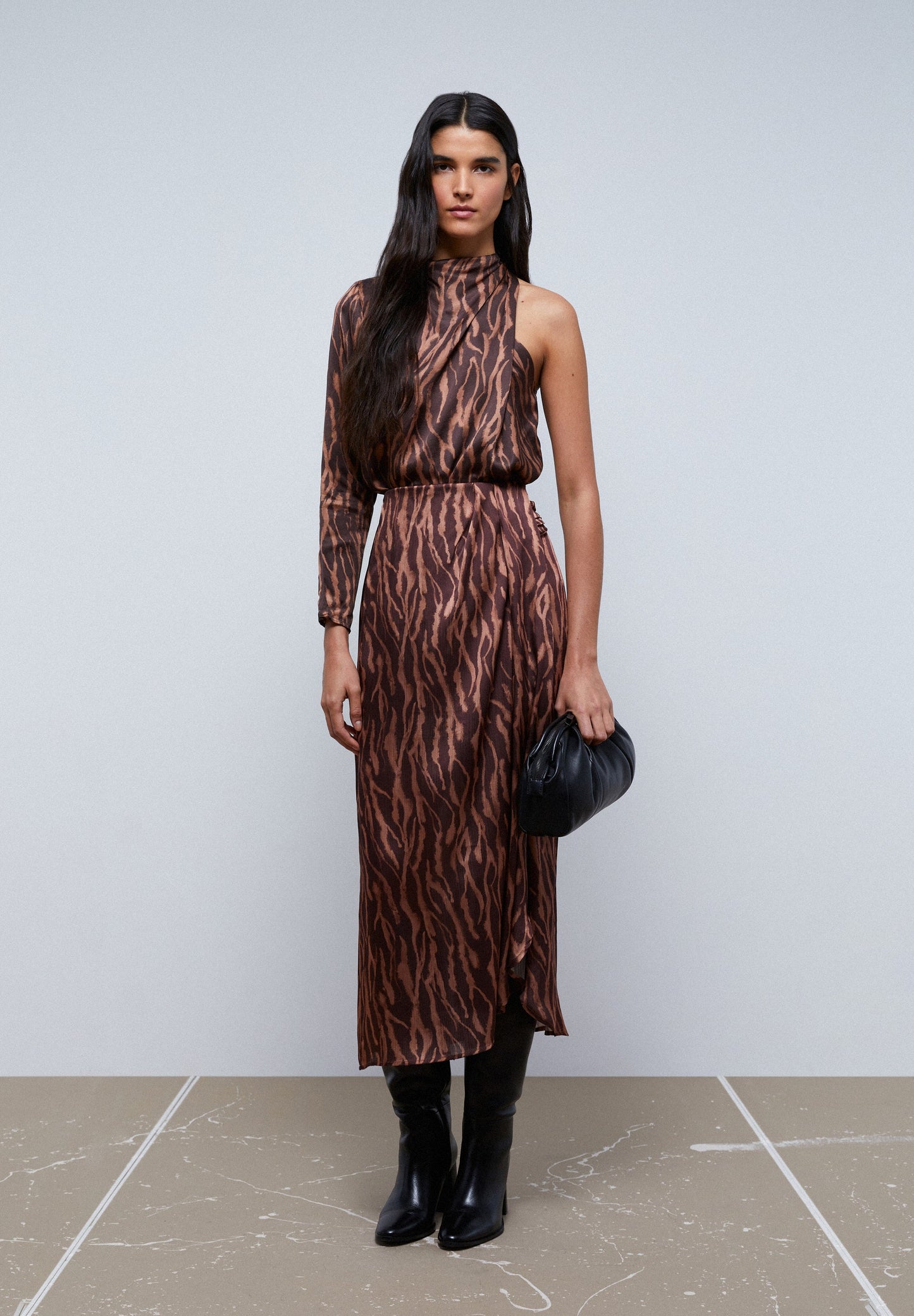 ASYMMETRIC ZEBRA BLOUSE