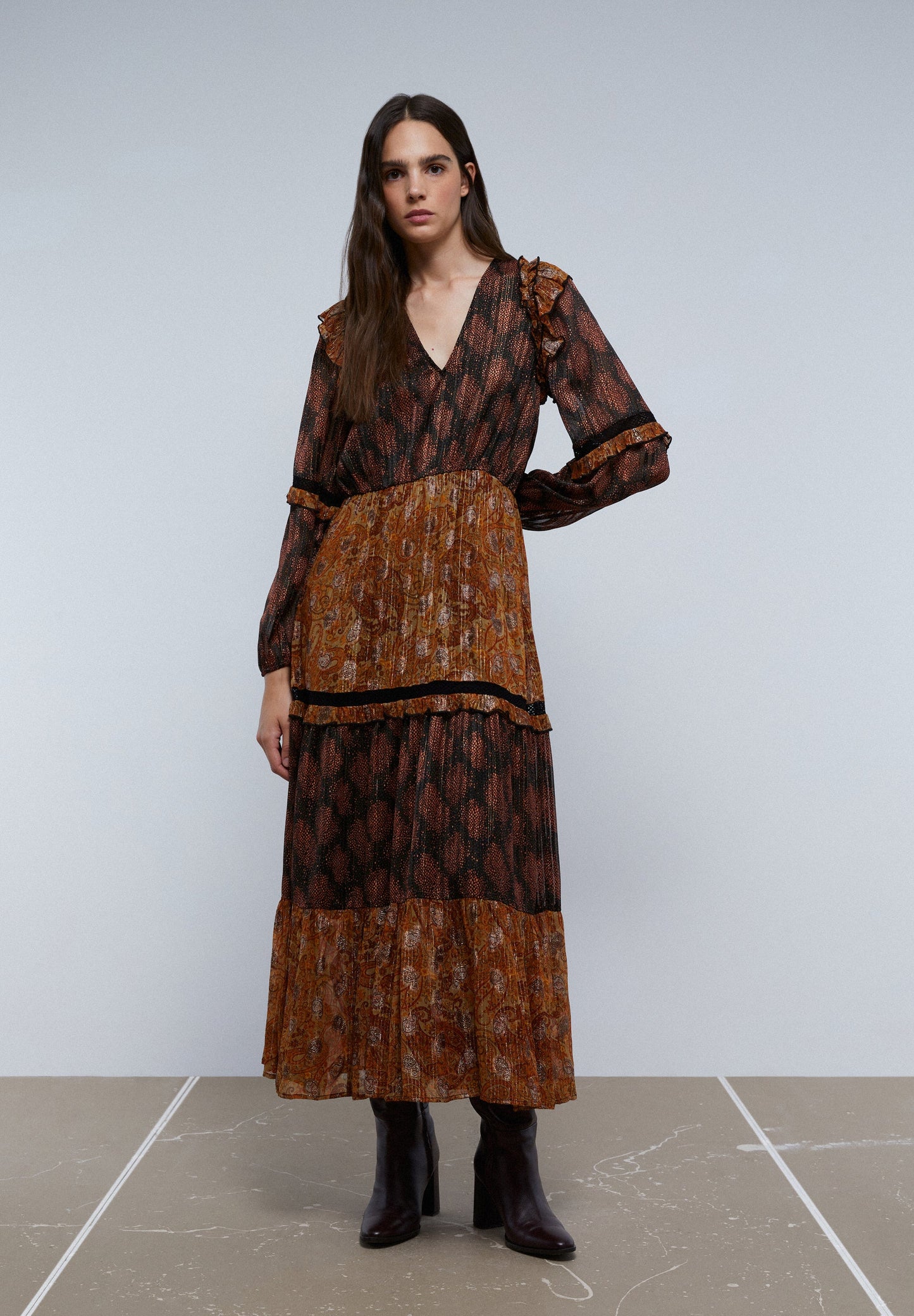 MIDI DRESS WITH LUREX PAISLEY