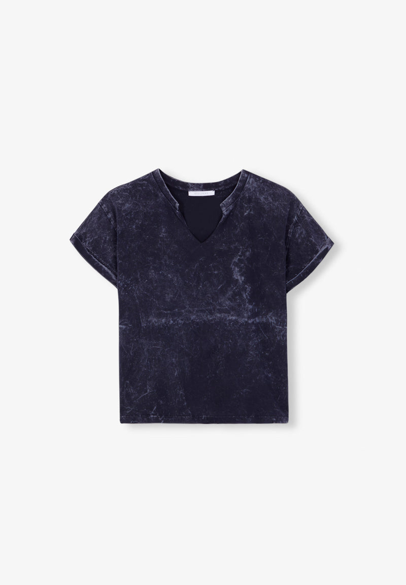 FADED T-SHIRT WITH SKULL STUDS