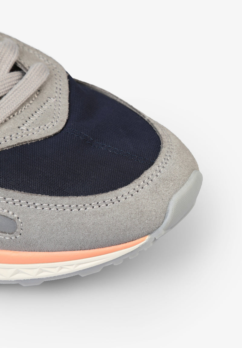 SNEAKERS WITH SIDE SKULL