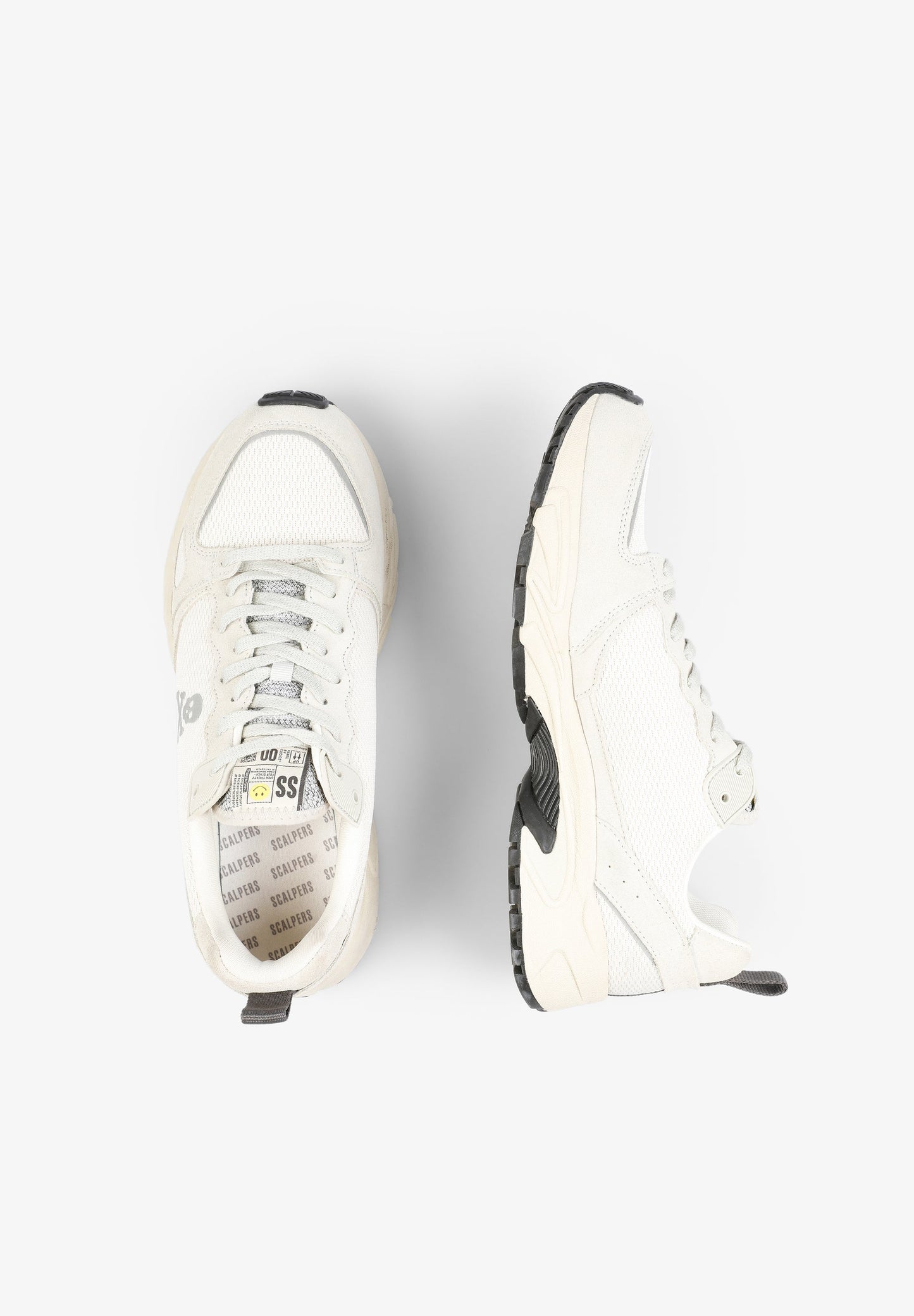 LIGHTWEIGHT SNEAKERS WITH PRONOUNCED SOLE