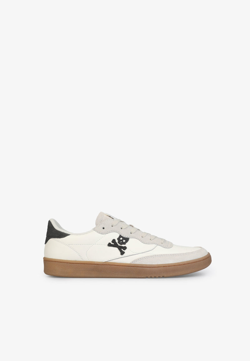 SNEAKERS WITH HEEL DETAIL