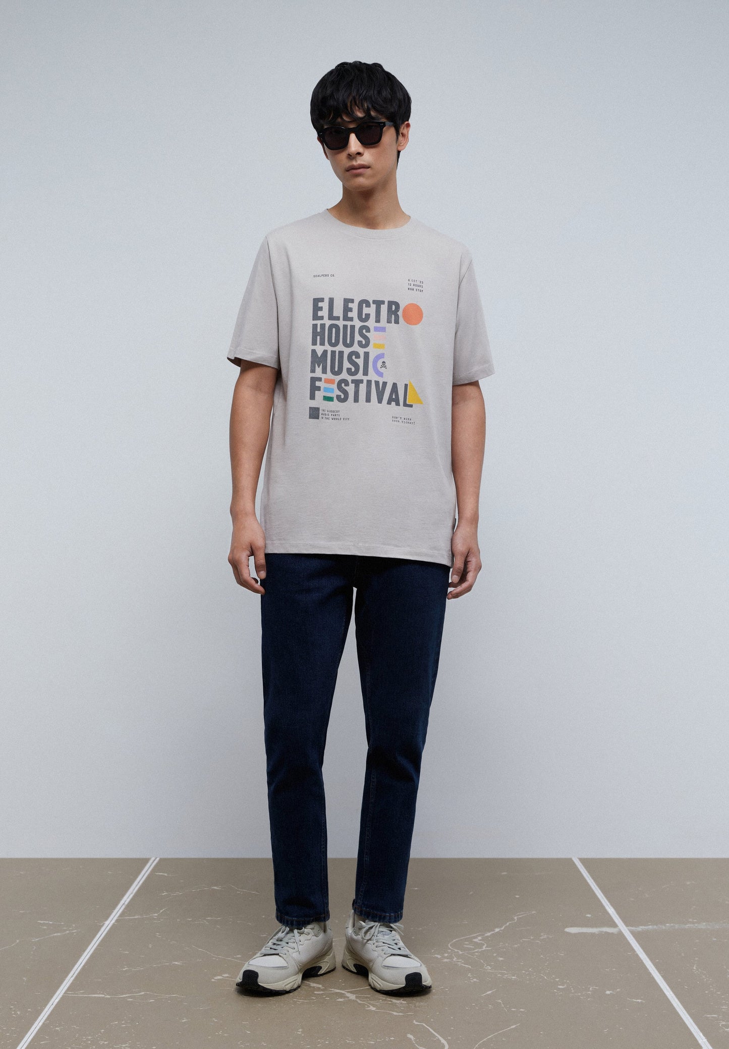 FADED FESTIVAL T-SHIRT WITH FRONT PRINT