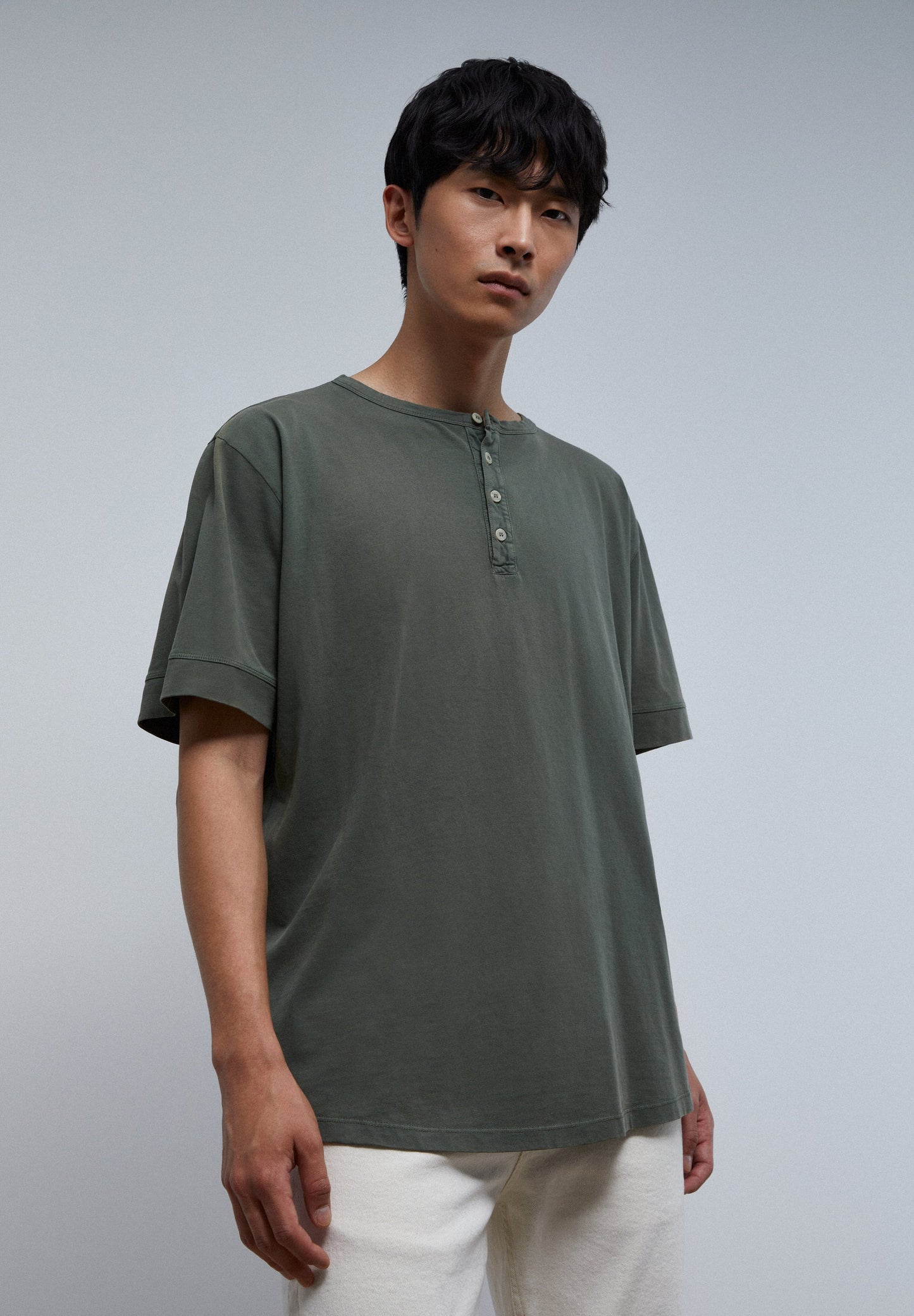SOFT T-SHIRT WITH BUTTONED COLLAR