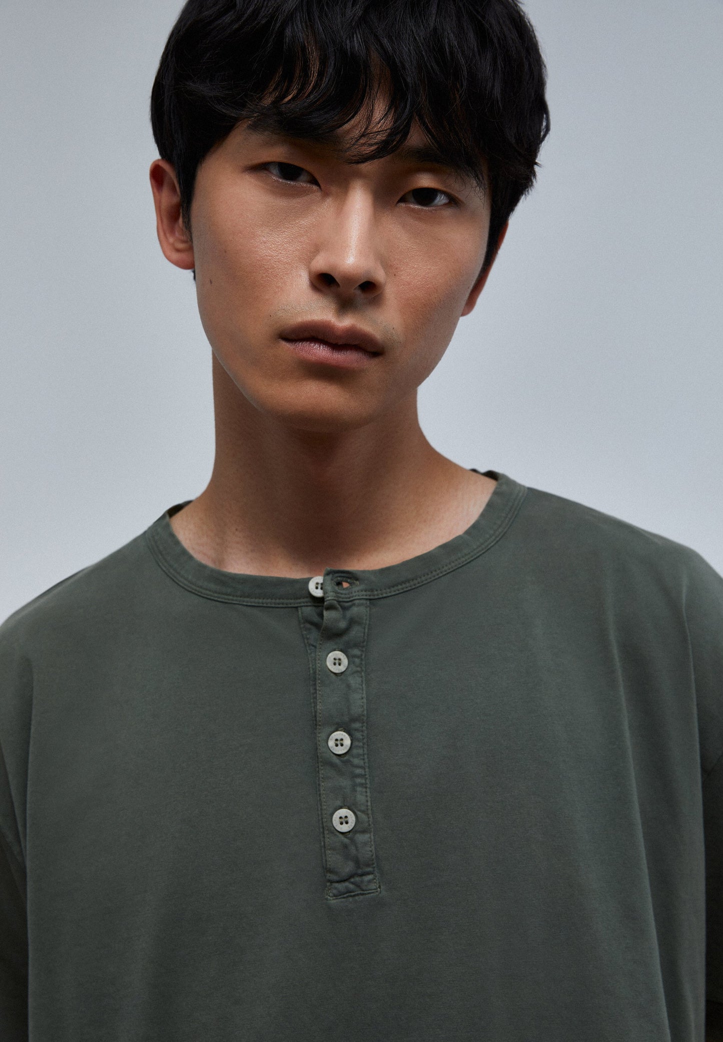 SOFT T-SHIRT WITH BUTTONED COLLAR