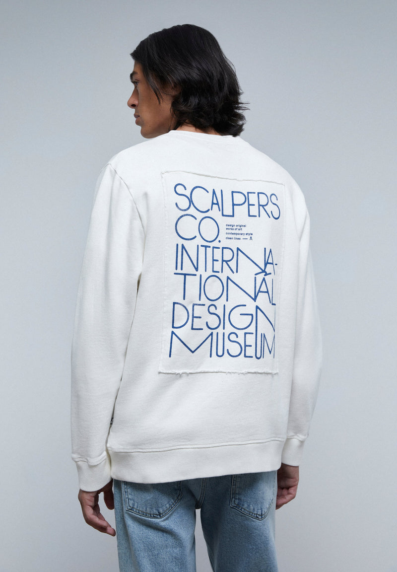 SWEATSHIRT WITH BACK PATCH