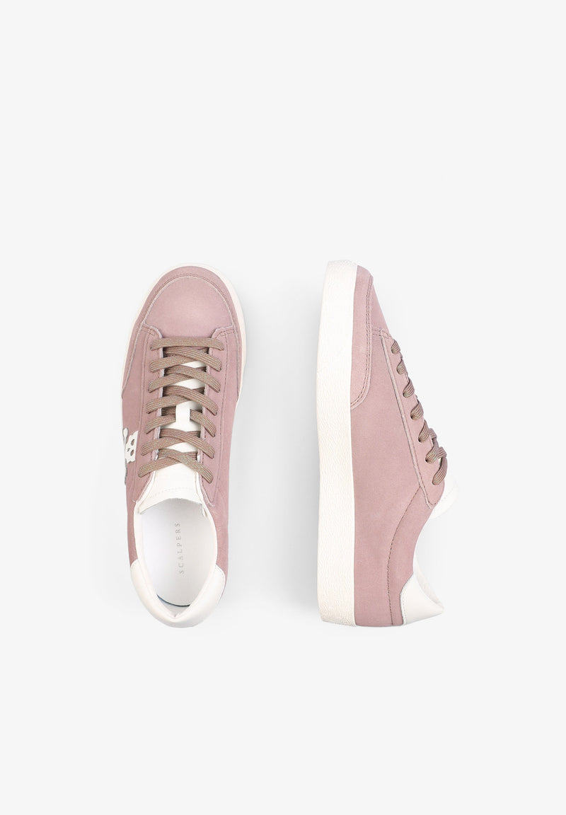LOW TOP SUEDE SNEAKERS