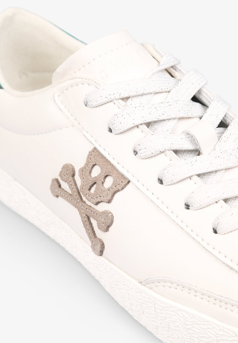 LOW TOP SNEAKERS WITH METALLIC DETAILS