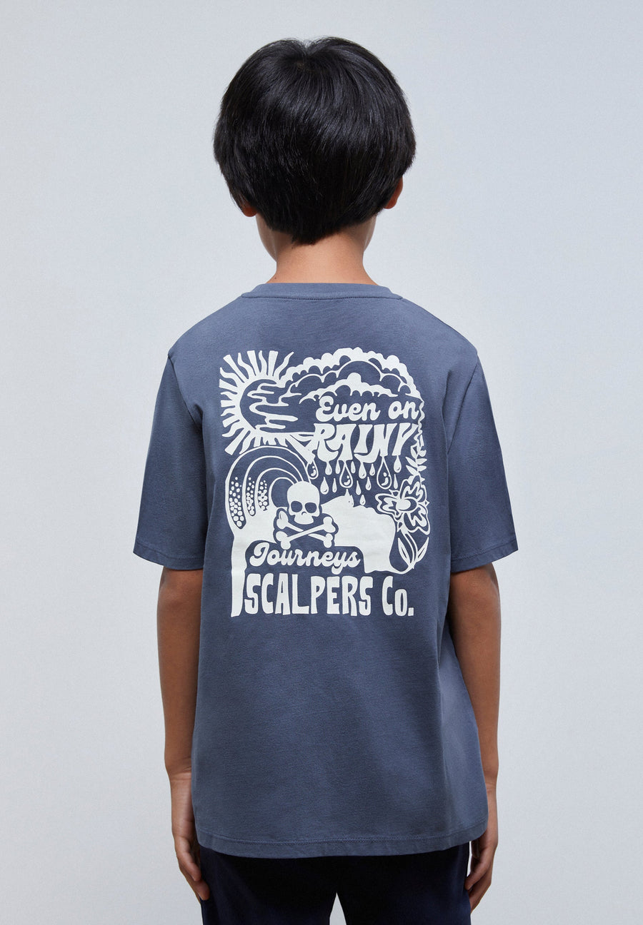 T-SHIRT WITH CONTRAST PRINT ON THE BACK