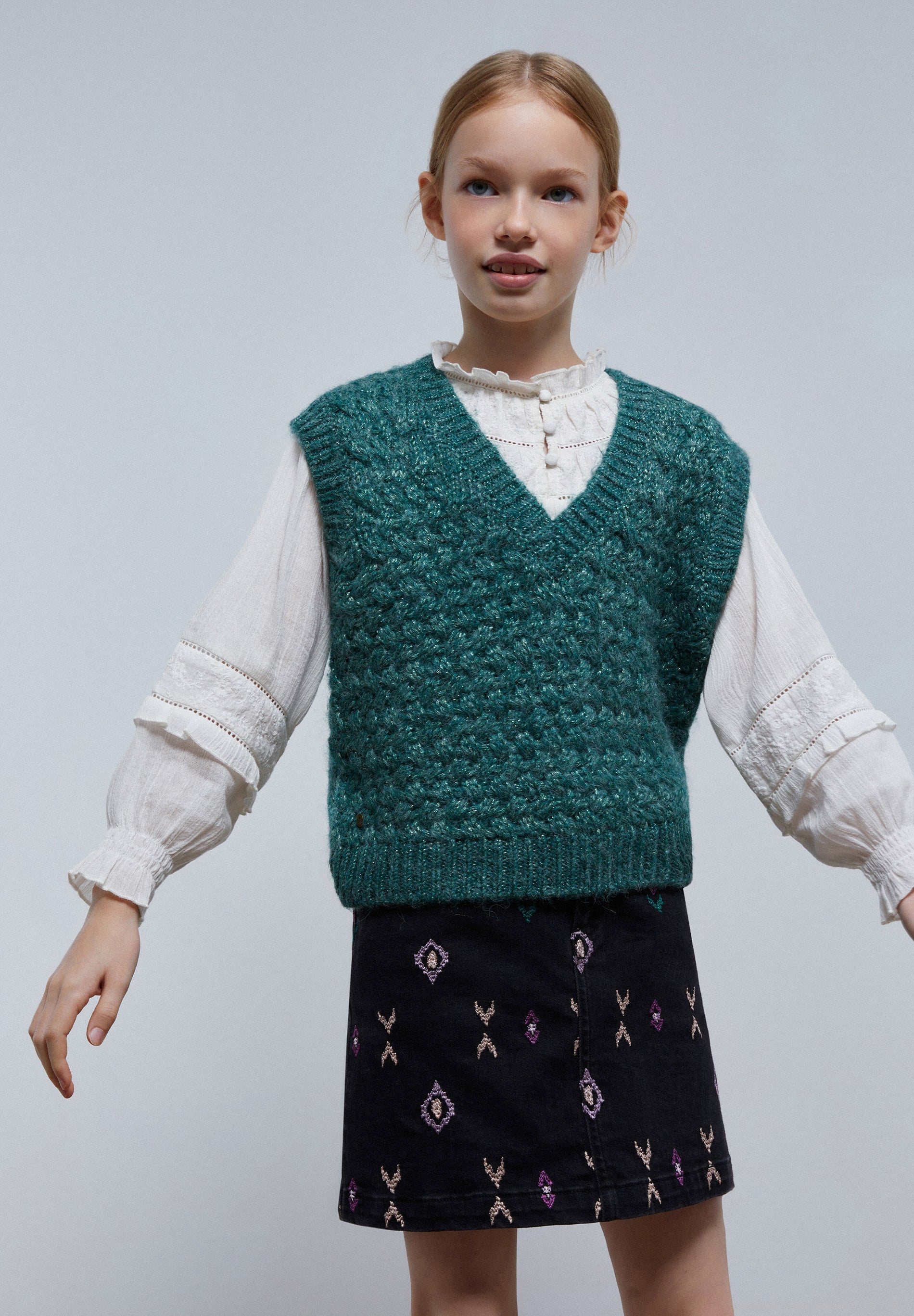 KNIT GILET WITH LUREX DETAIL