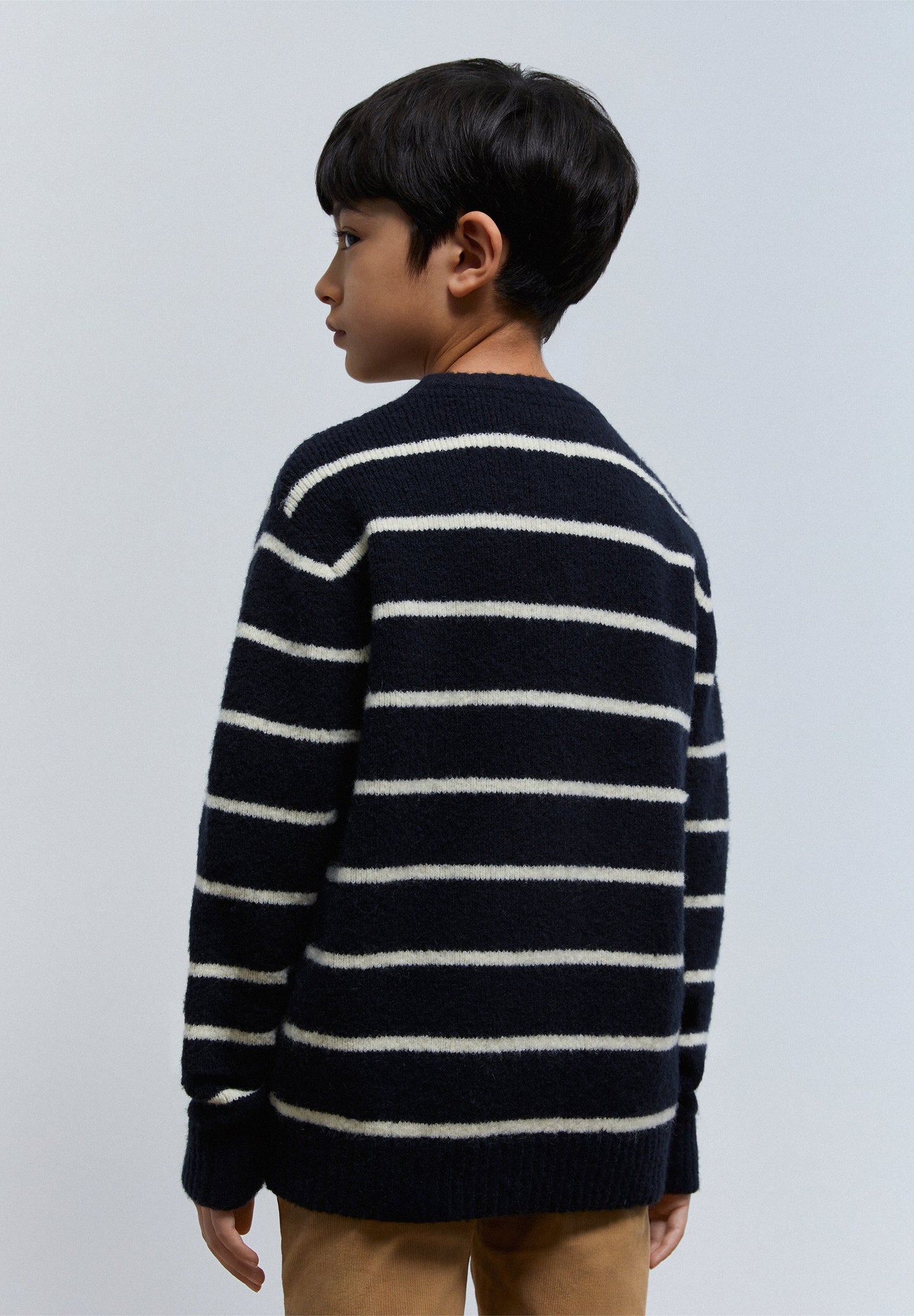 SOFT STRIPED SWEATER