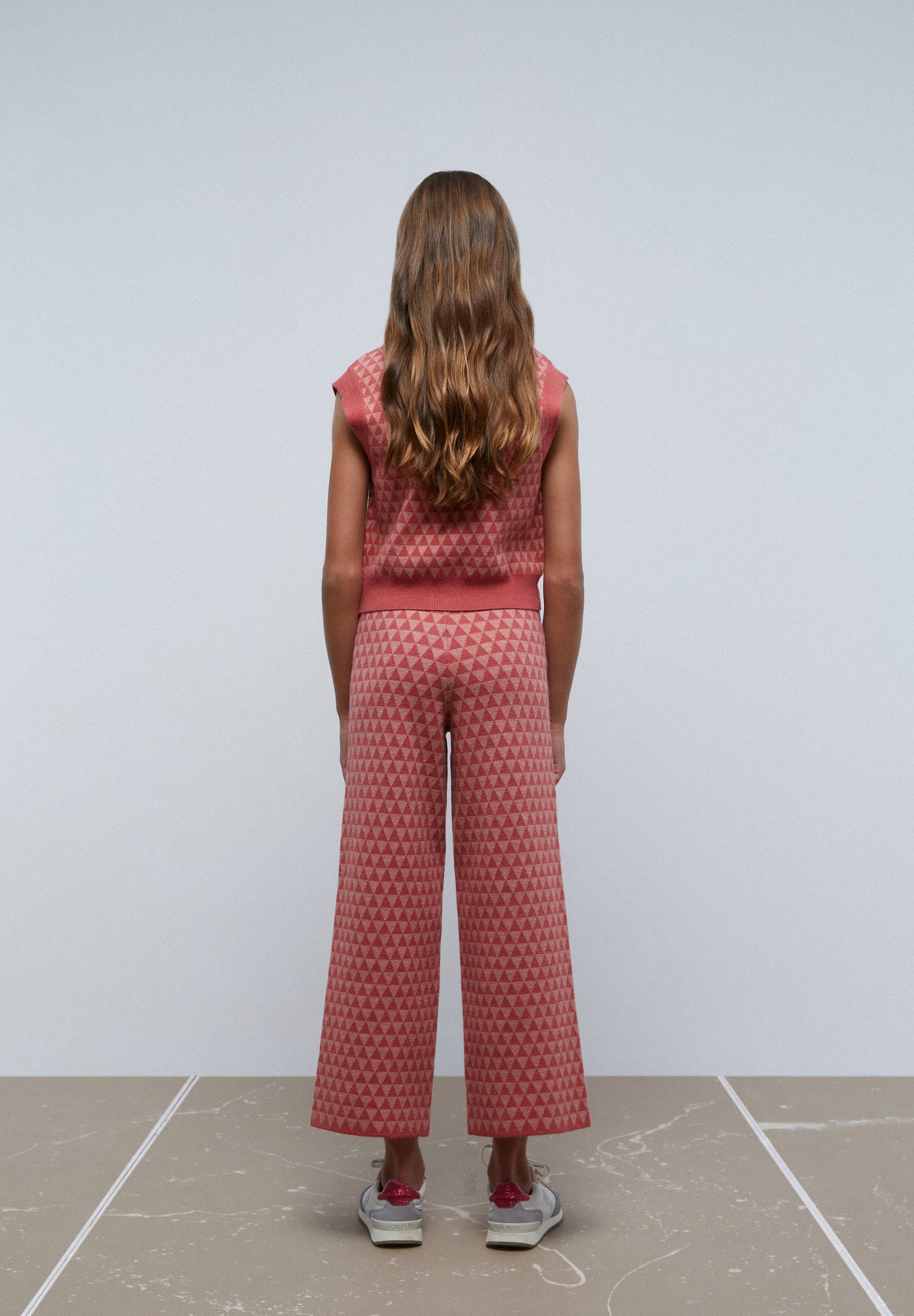 KNIT TROUSERS WITH TRIANGLES