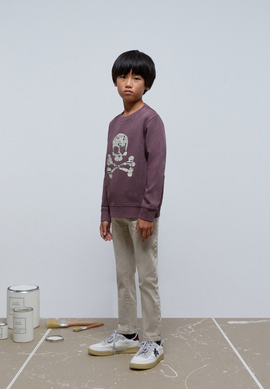 SWEATSHIRT WITH NEWSPAPER TEXT SKULL