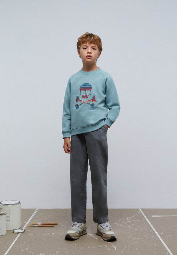 SWEATSHIRT WITH ETHNIC SKULL