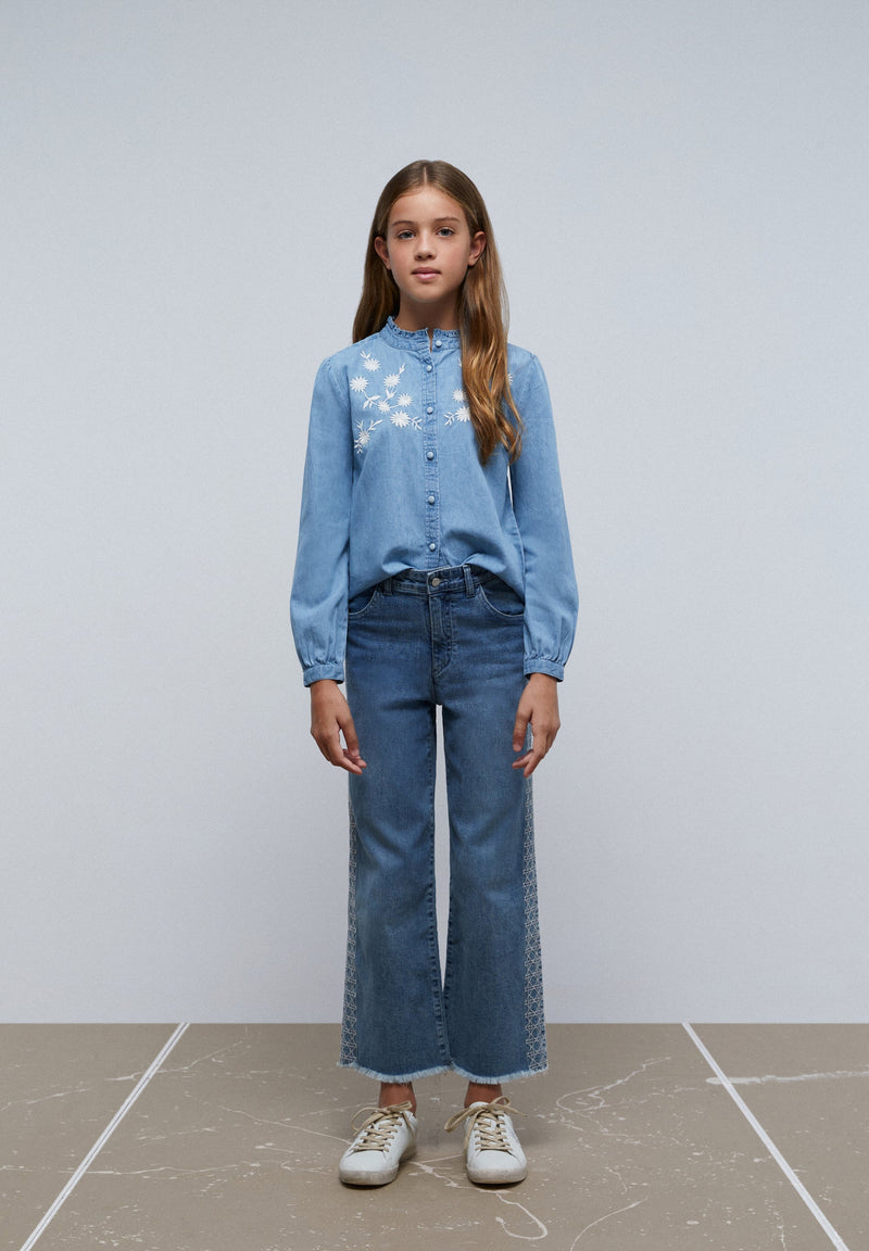 WIDE LEG JEANS WITH SIDE EMBROIDERY