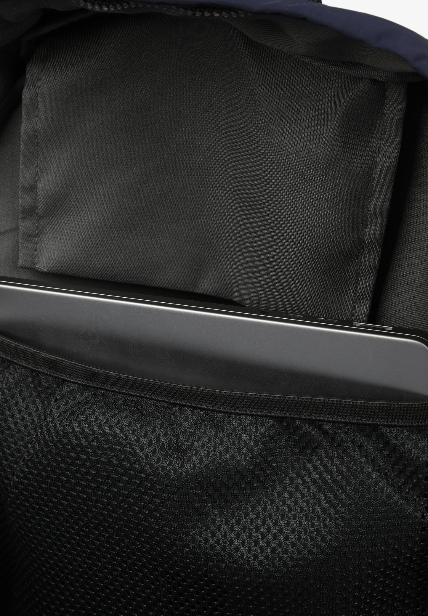 LIGHTWEIGHT LOGO BACKPACK