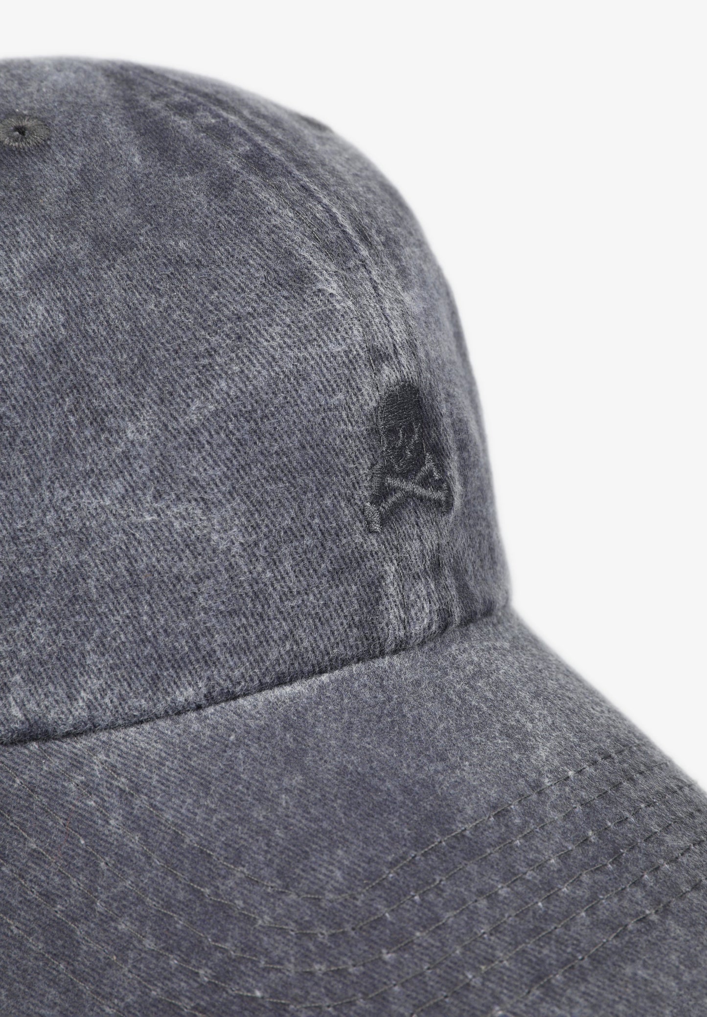 FADED CAP WITH SKULL DETAIL