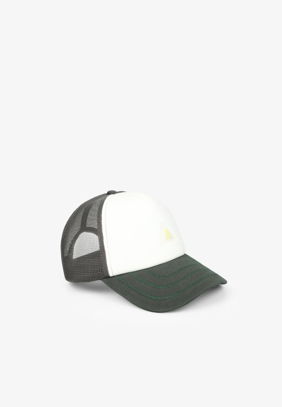 TWO-TONE TRUCKER CAP