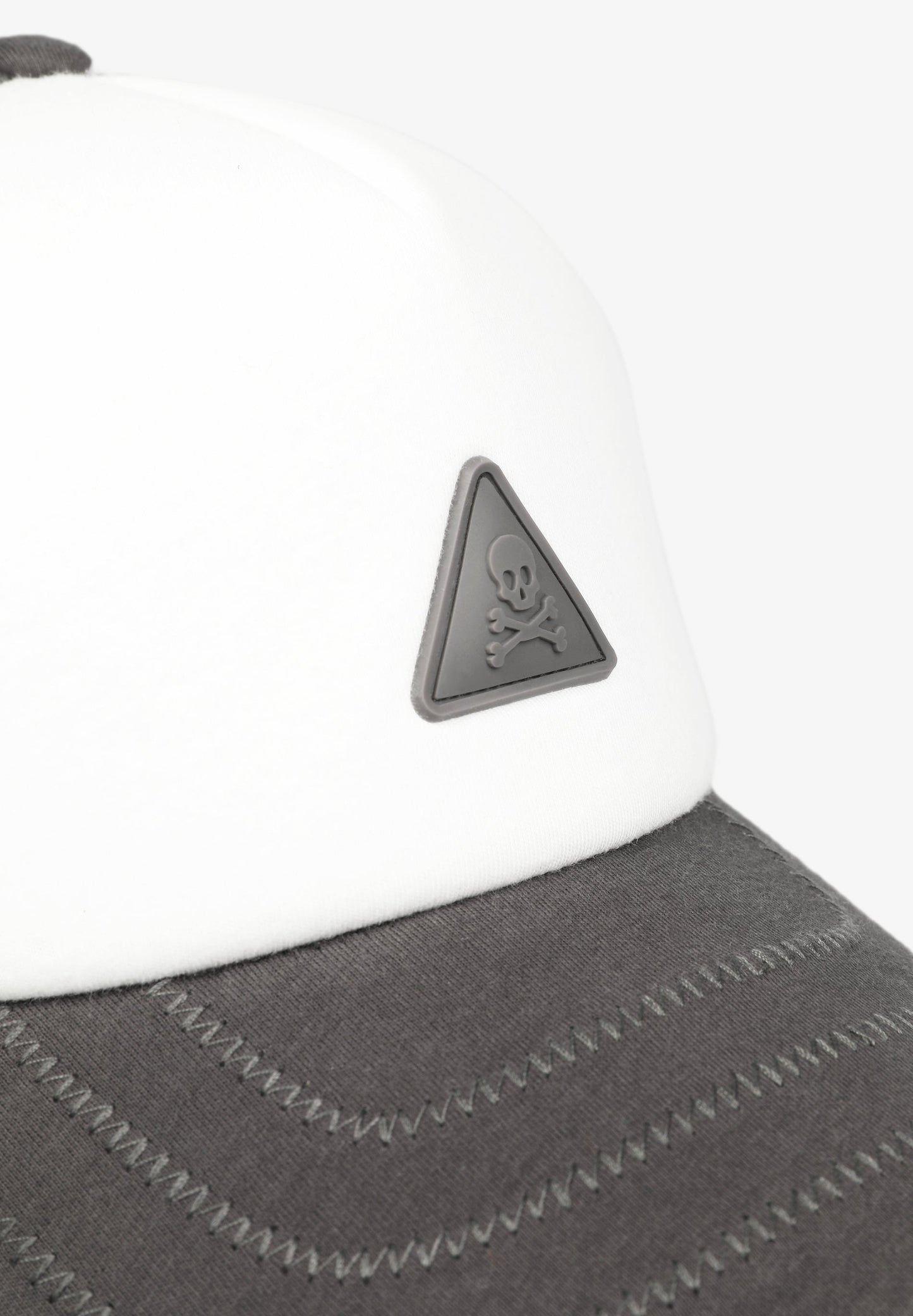 TWO-TONE TRUCKER CAP