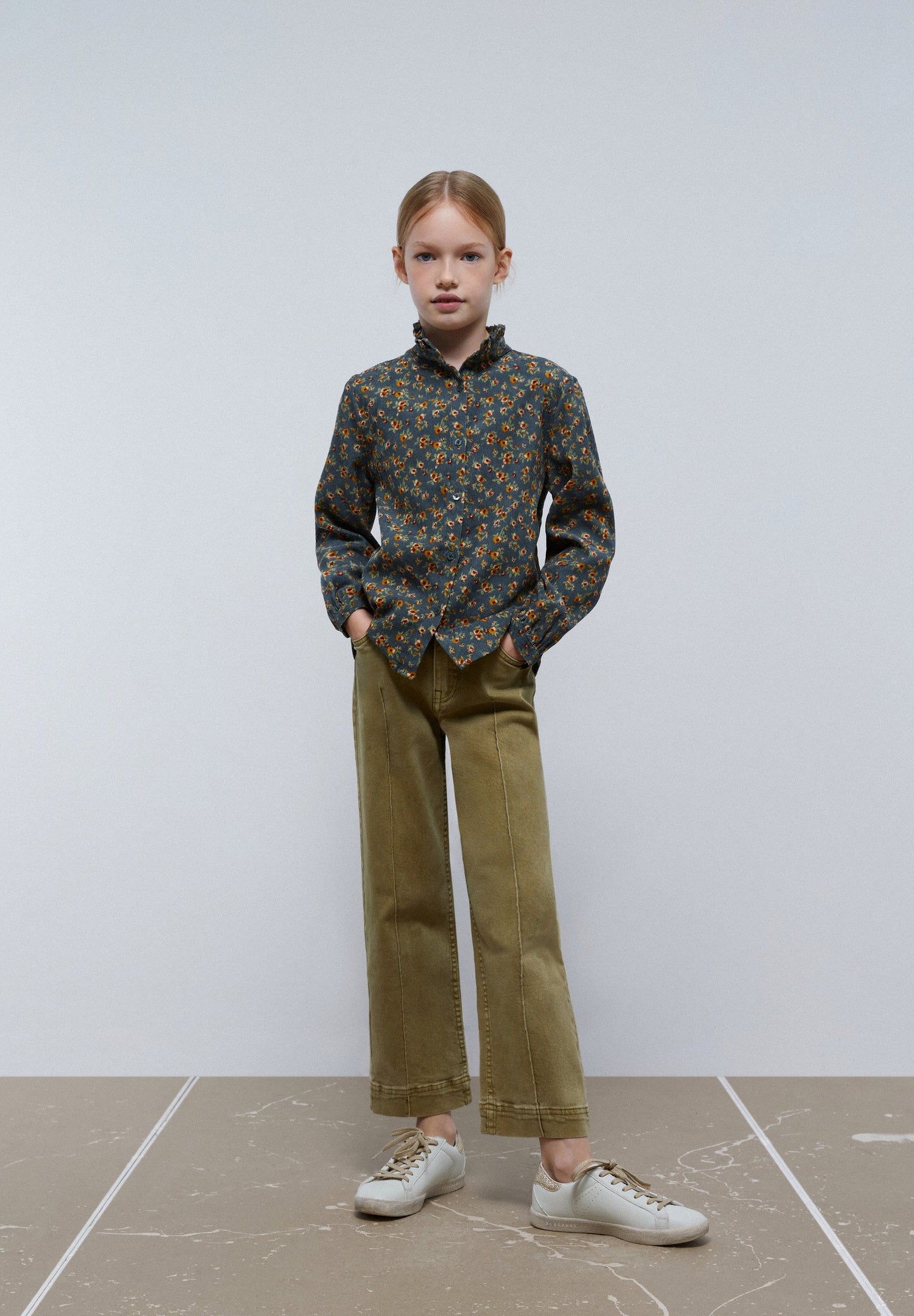 MICRO CORDUROY FLORAL BLOUSE