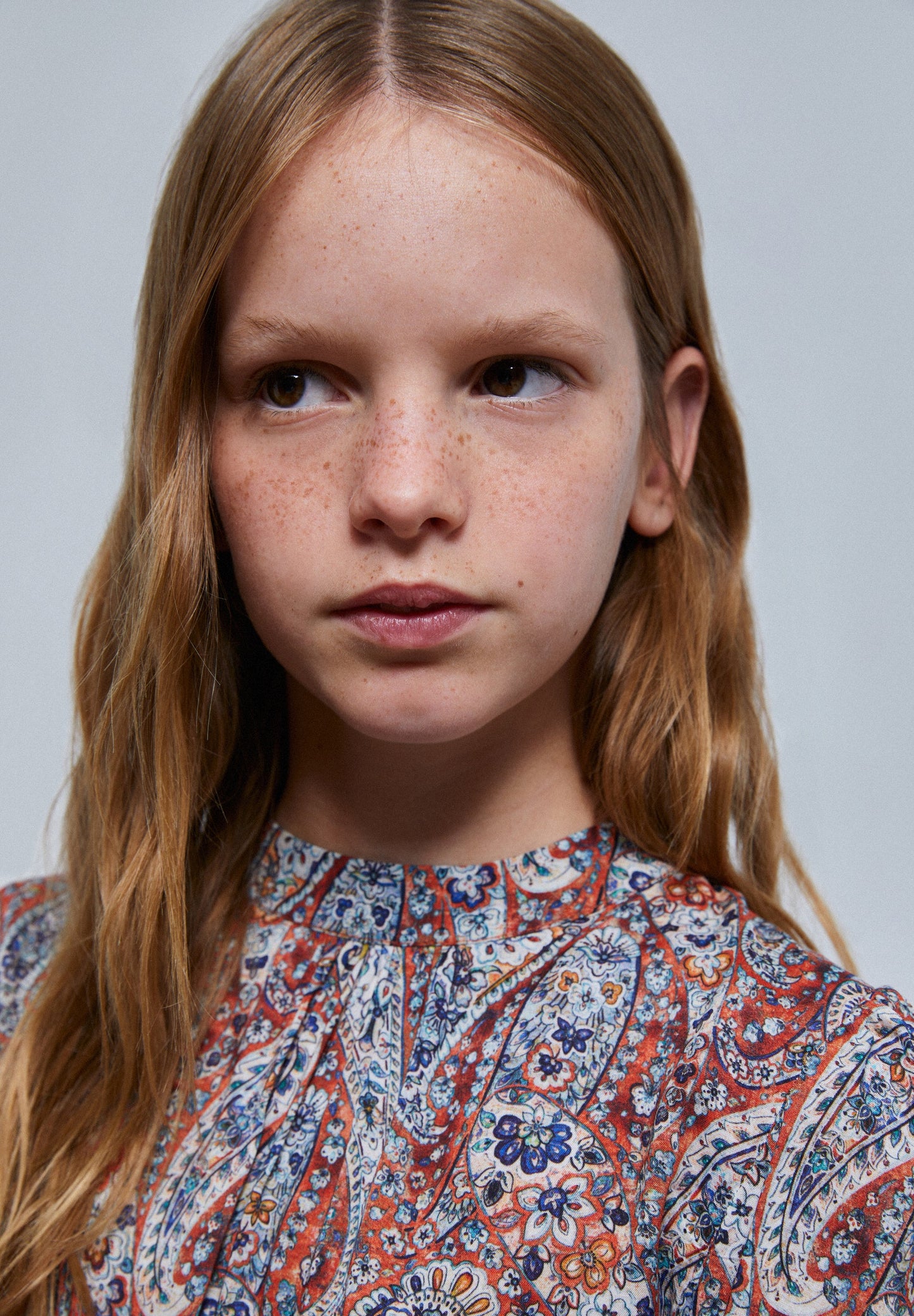 PAISLEY DRESS WITH BOW