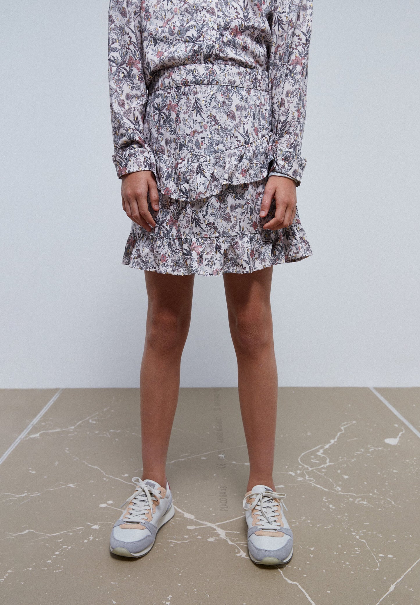 FLORAL SKIRT WITH RUFFLES