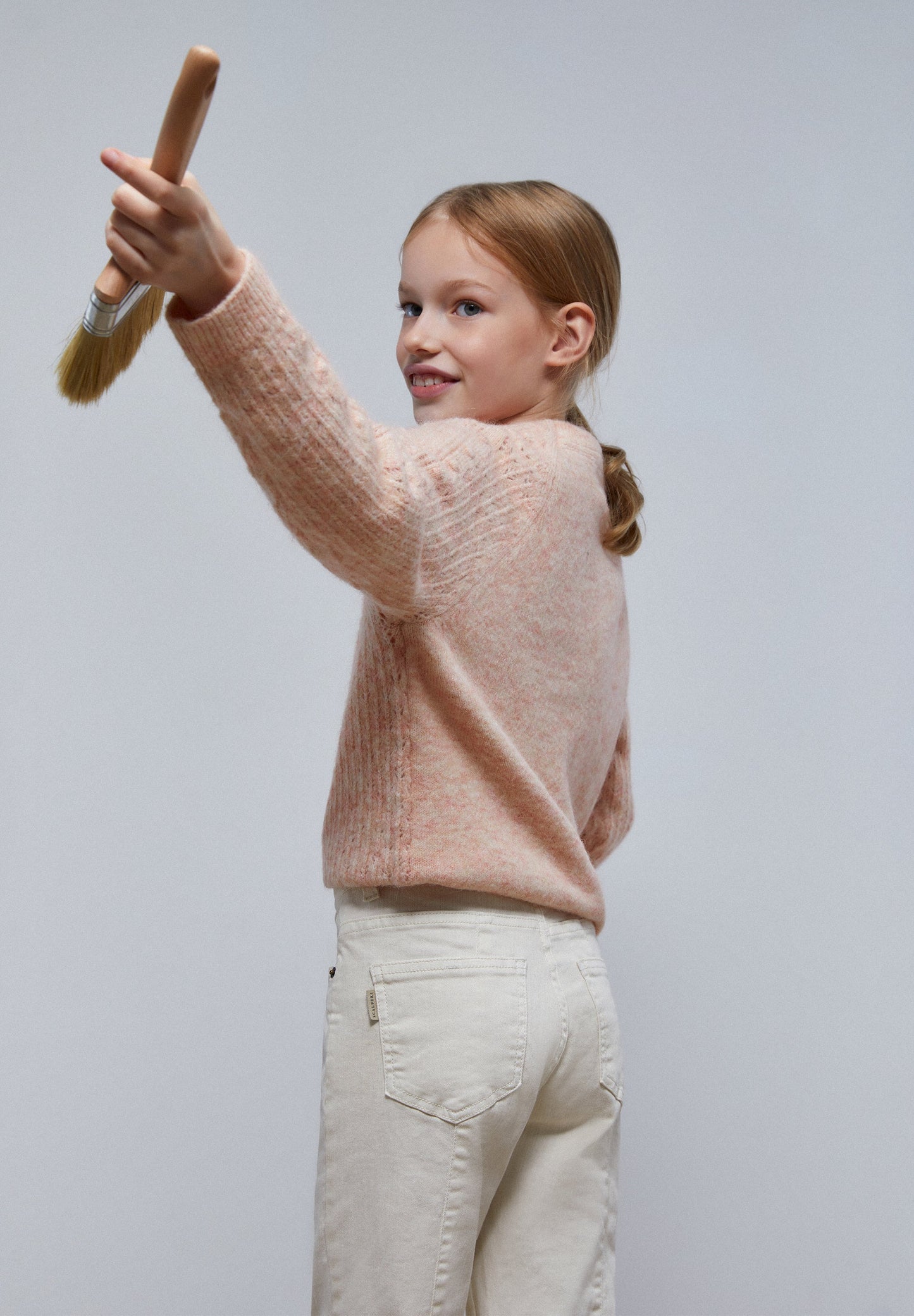 CONTRAST KNIT SWEATER