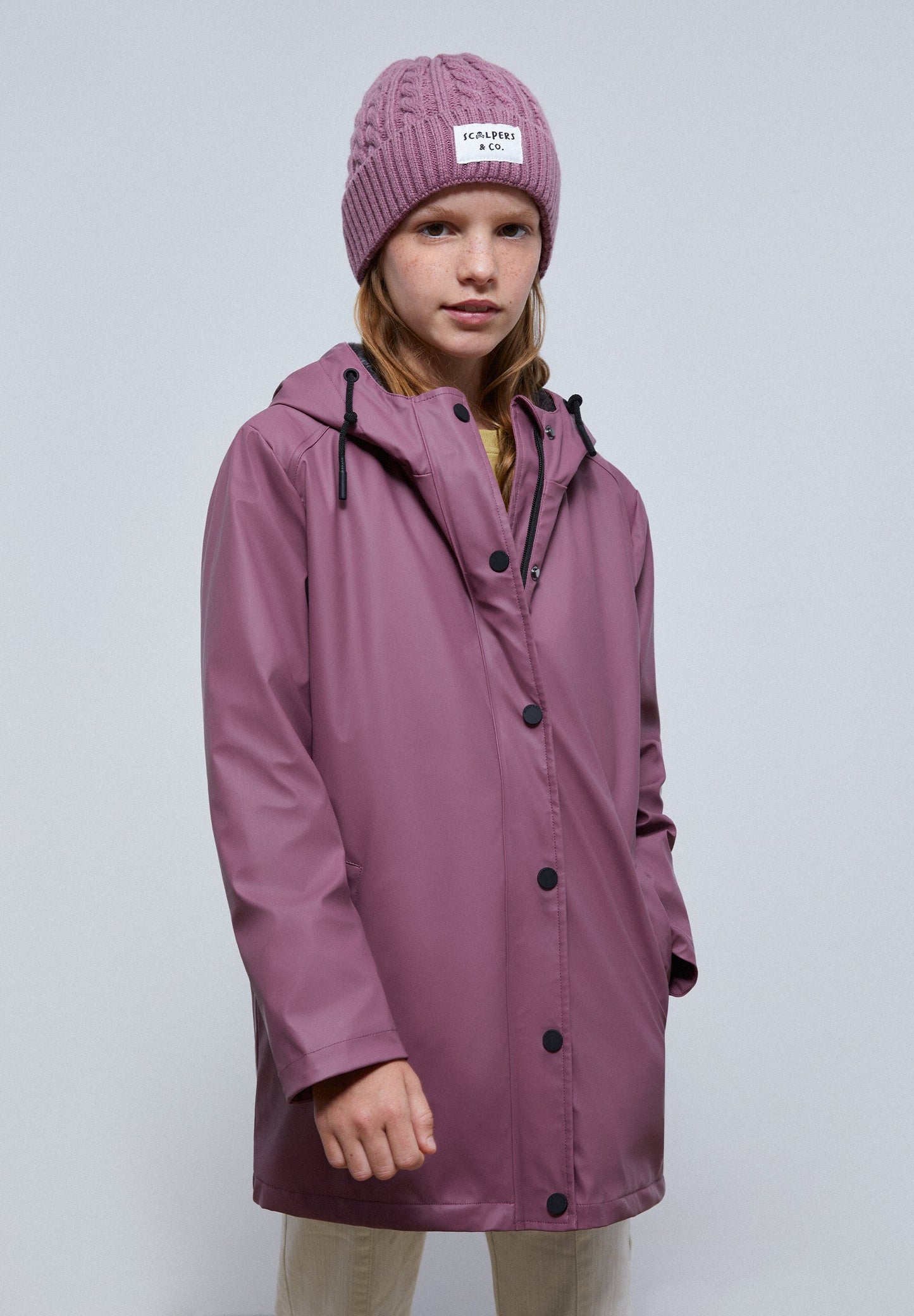 LIGHTWEIGHT WATERPROOF PARKA