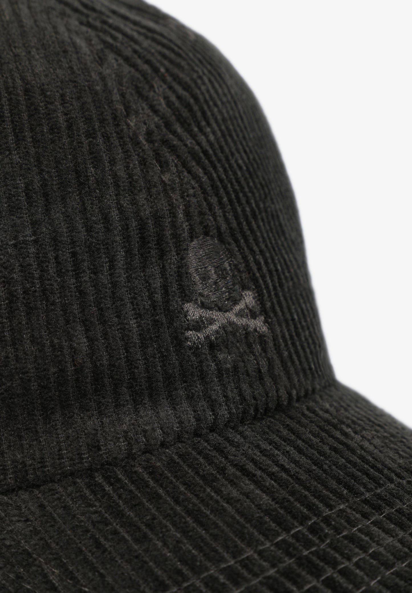 CORDUROY CAP WITH SKULL