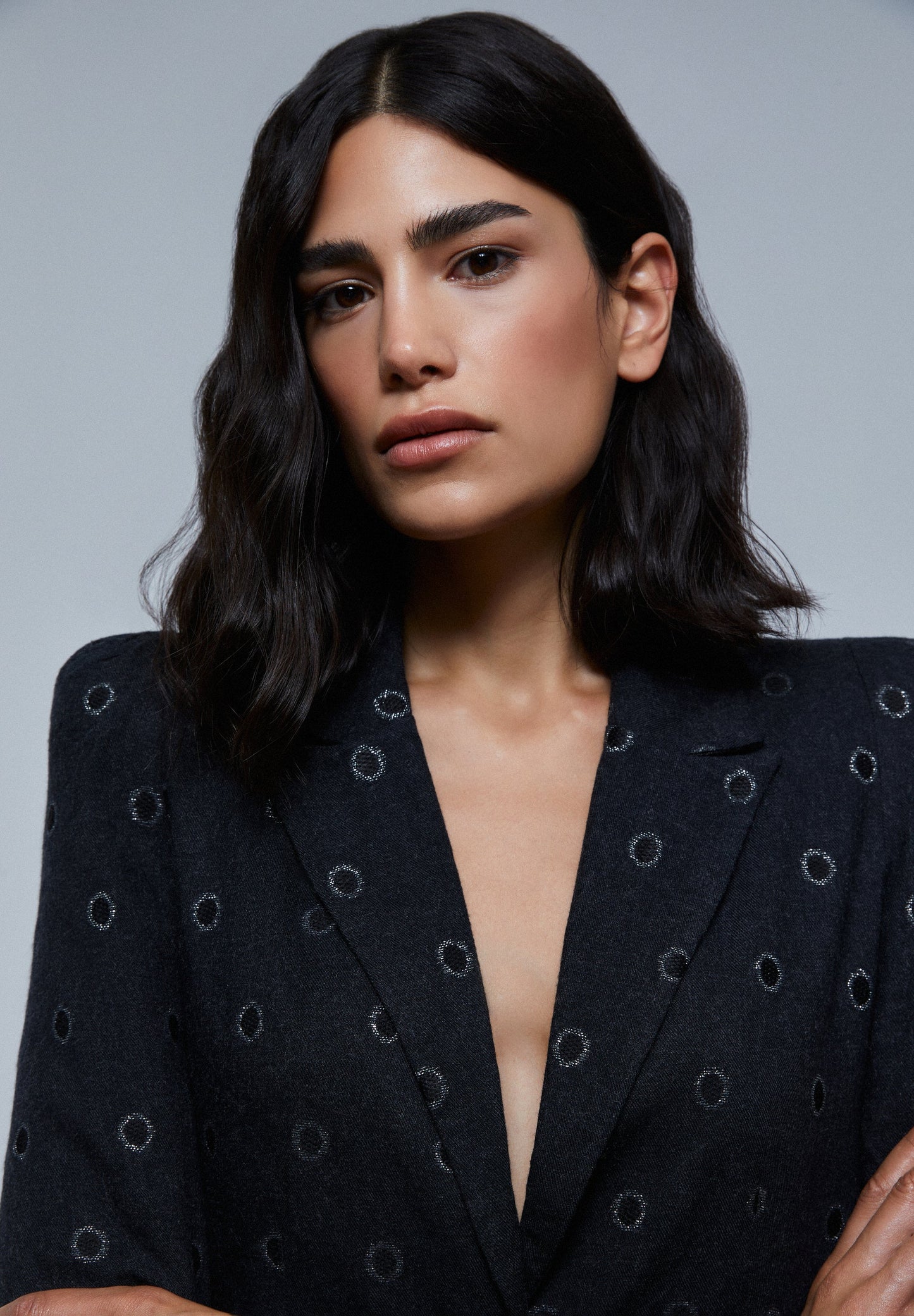 CIRCLE DETAIL BLAZER