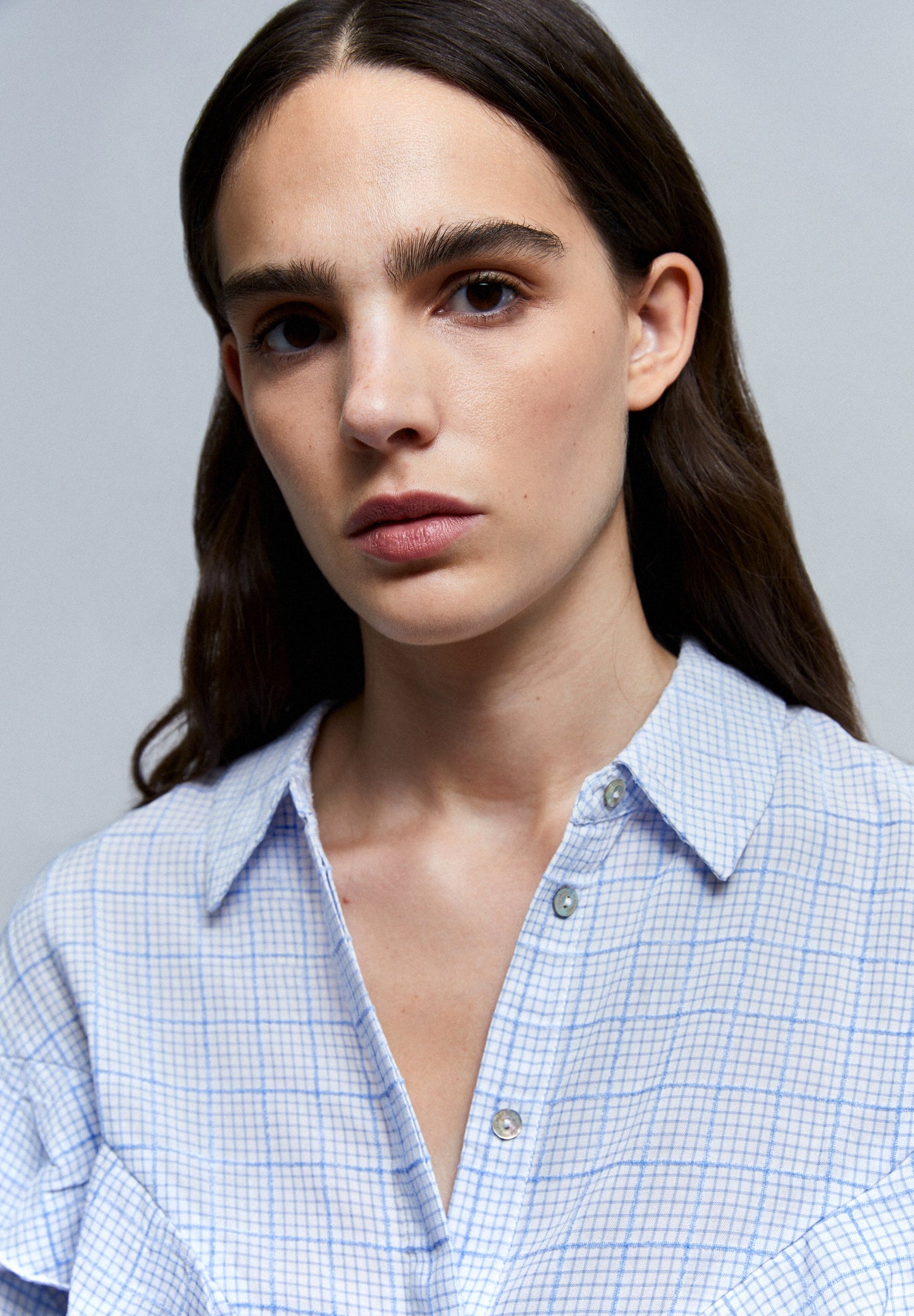 SHIRT WITH FRILL ON THE YOKE
