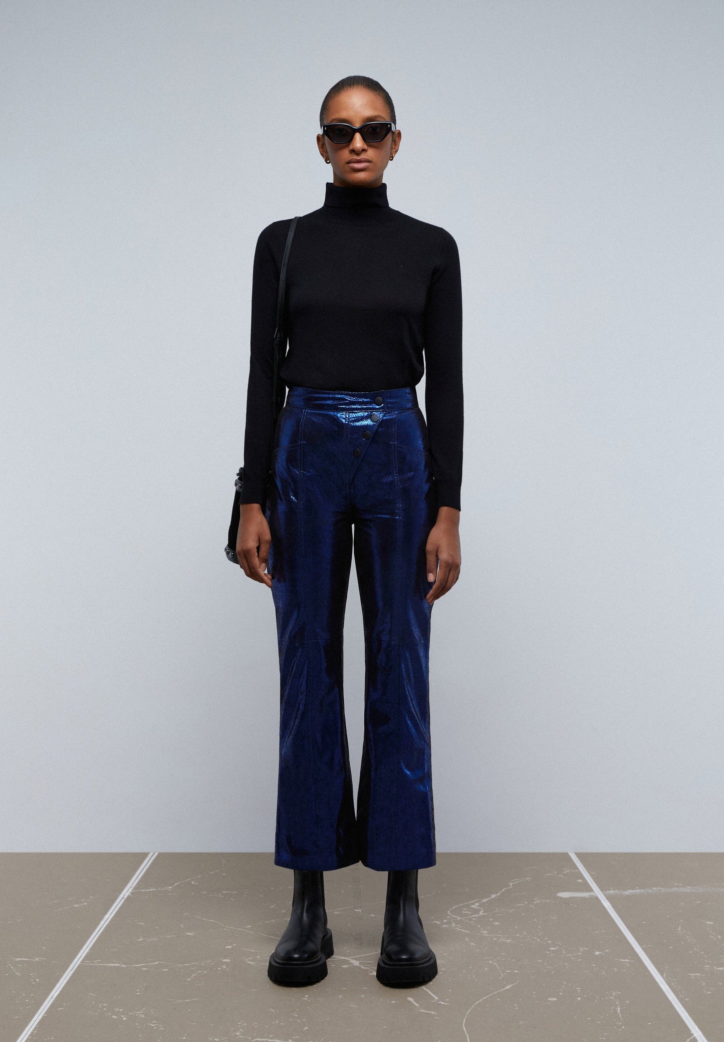 METALLIC FLARED TROUSERS