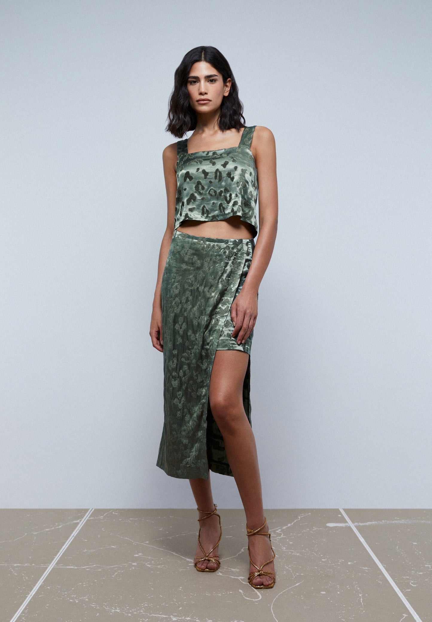 ANIMAL PRINT VELVET TOP