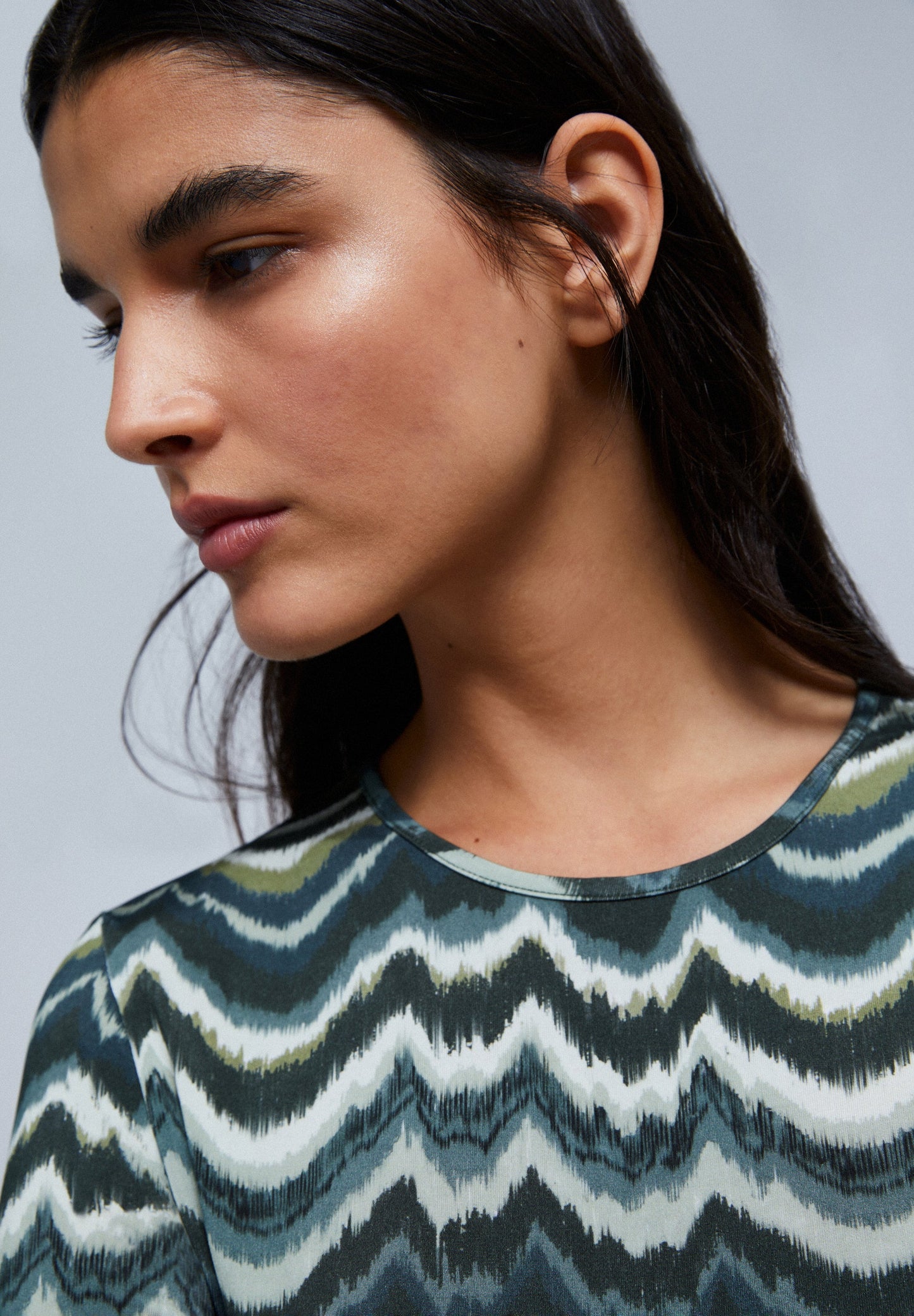 MIDI DRESS WITH BACK VENT