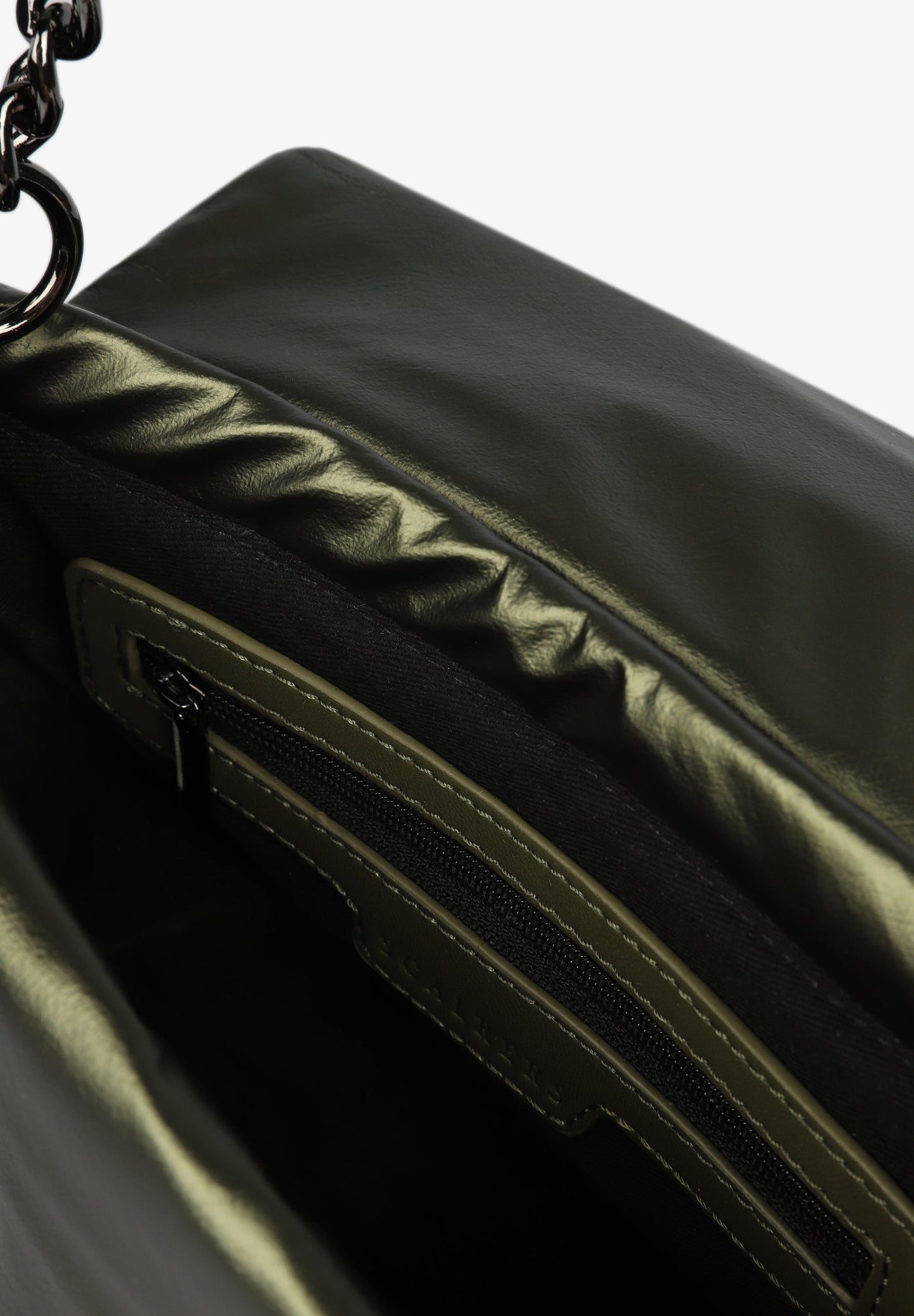 QUILTED BAG WITH MULTIPOSITION HANDLE