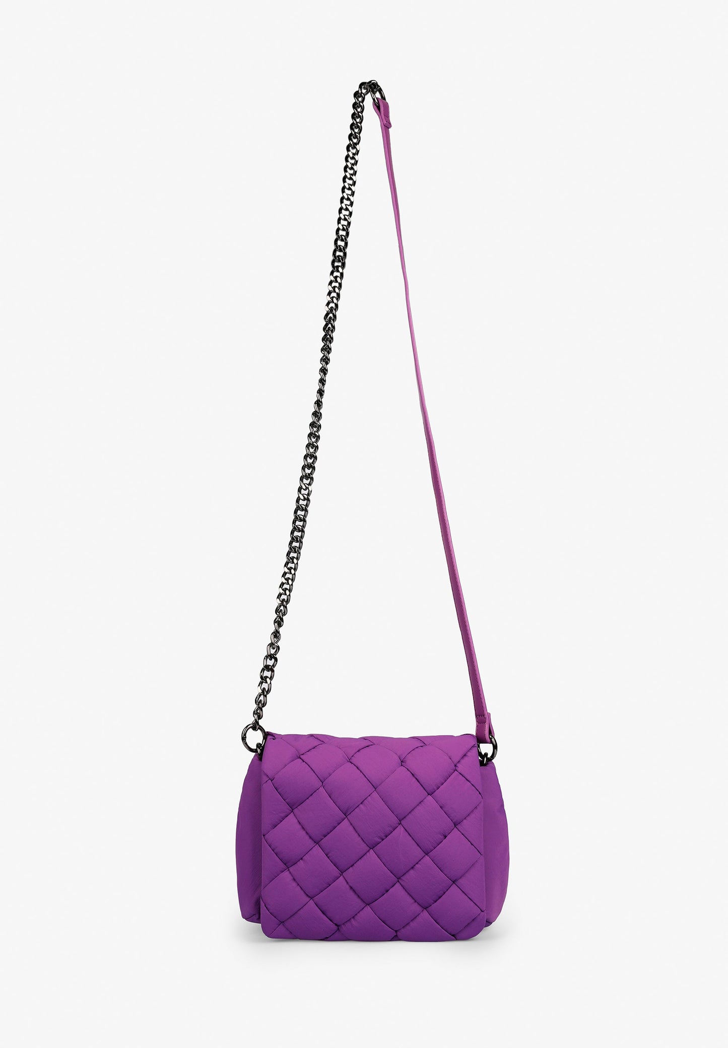 QUILTED BAG WITH MULTIPOSITION HANDLE