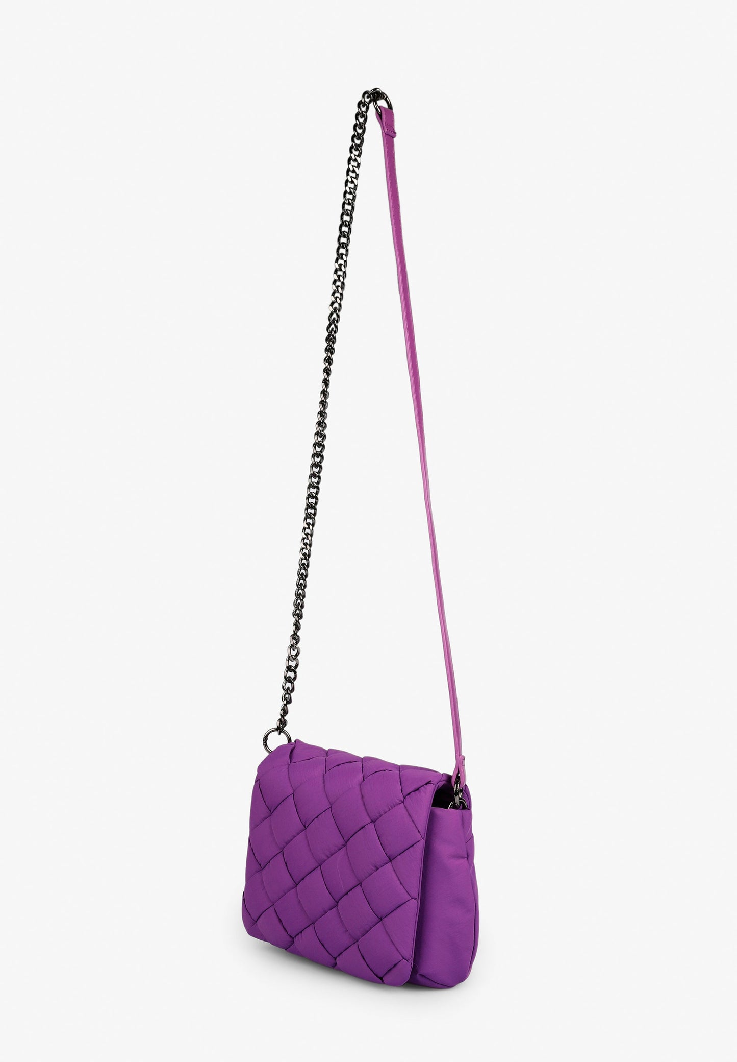 QUILTED BAG WITH MULTIPOSITION HANDLE
