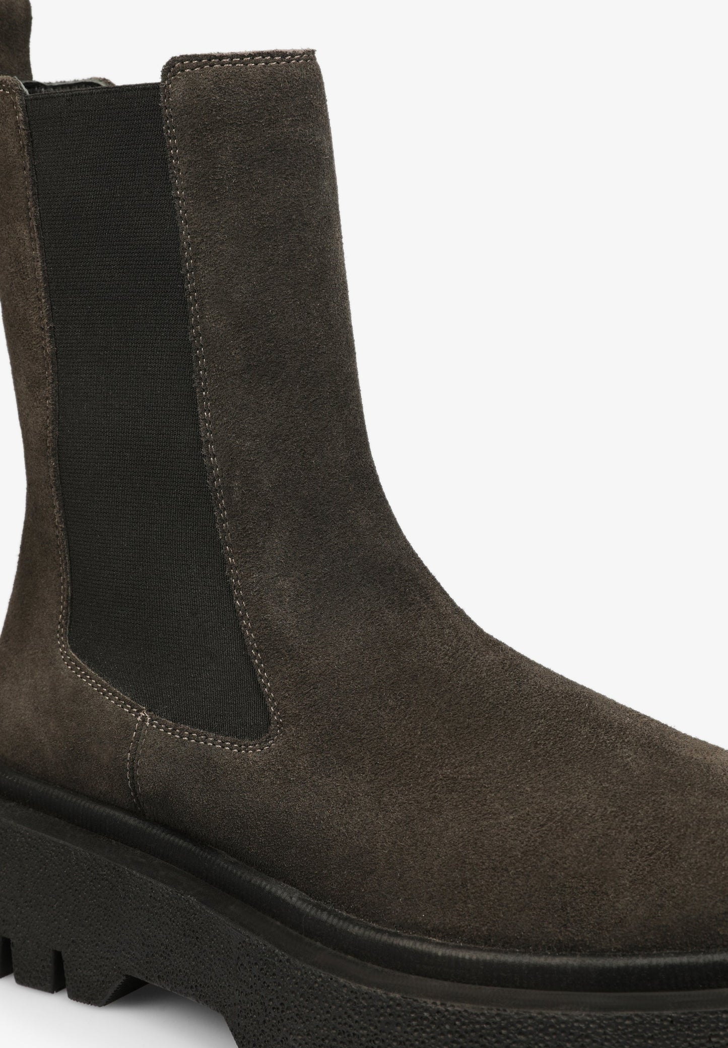 LEATHER BOOTS WITH TRACK SOLE