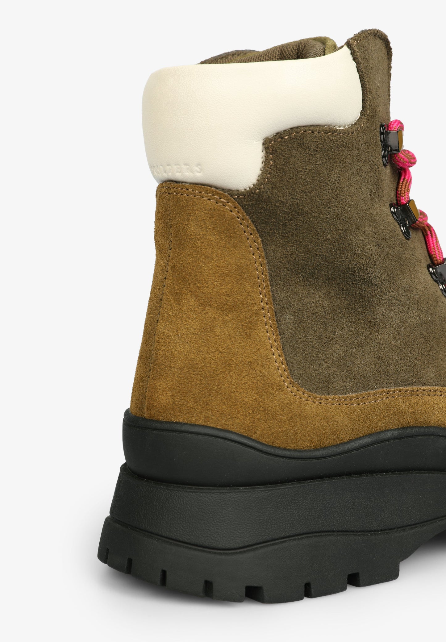 LEATHER HIKING BOOTS